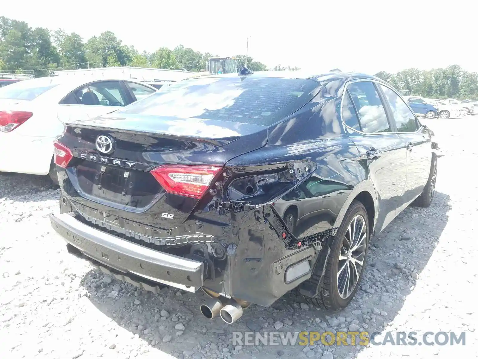 4 Photograph of a damaged car 4T1B11HK9KU283068 TOYOTA CAMRY 2019