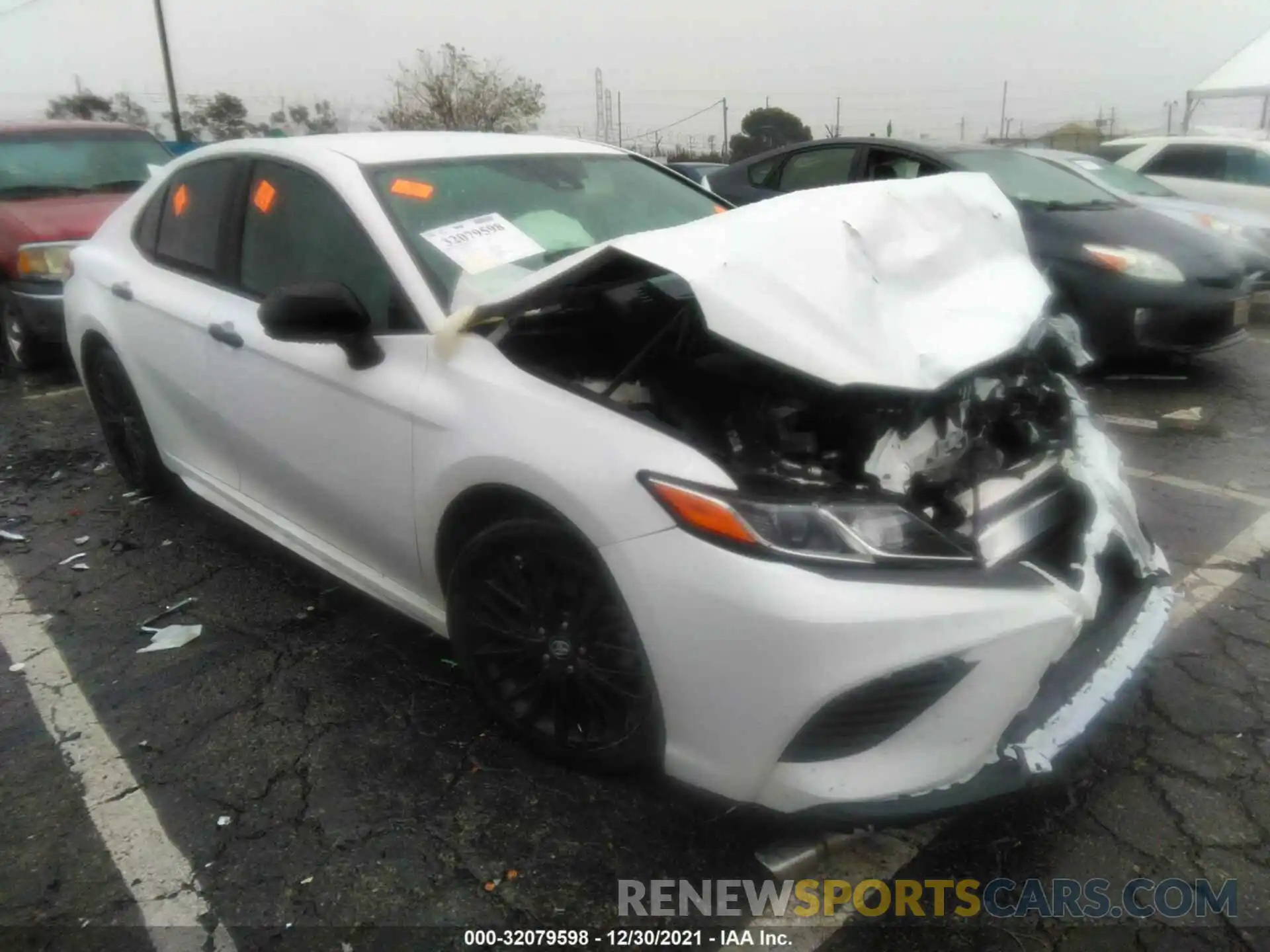 1 Photograph of a damaged car 4T1B11HK9KU283541 TOYOTA CAMRY 2019