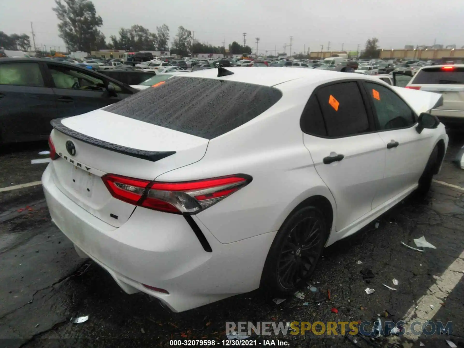 4 Photograph of a damaged car 4T1B11HK9KU283541 TOYOTA CAMRY 2019