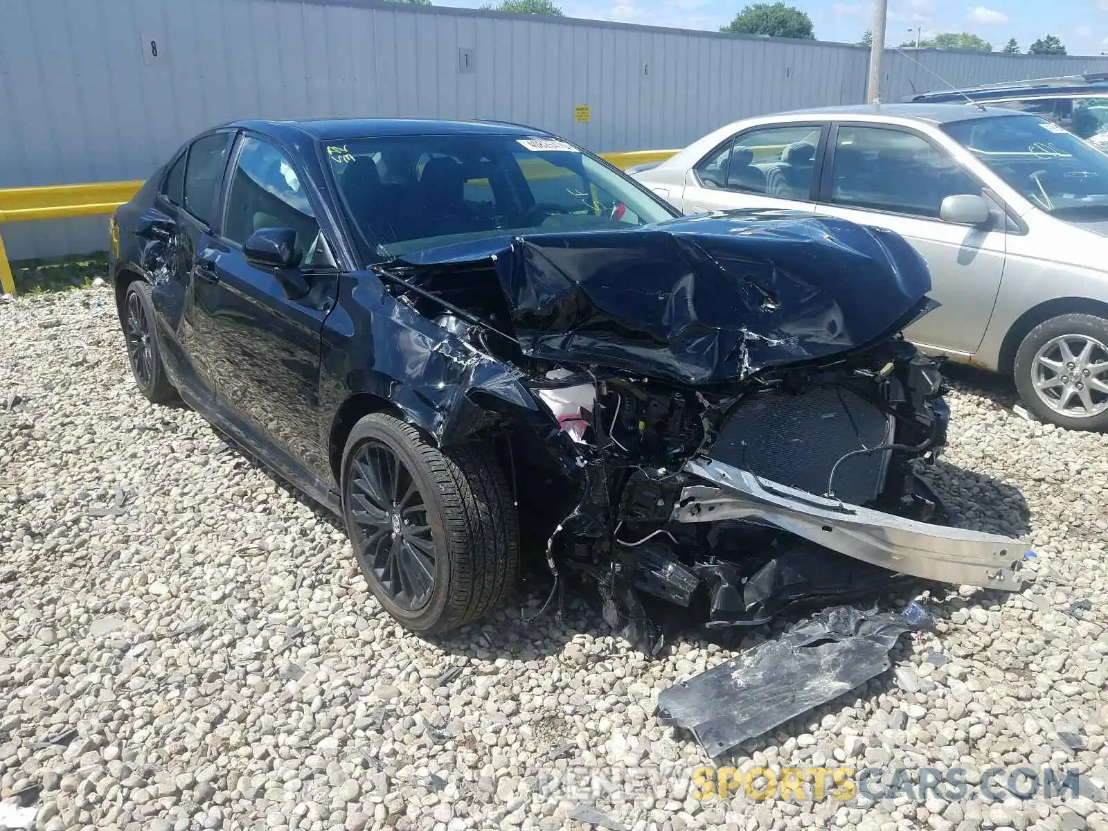 1 Photograph of a damaged car 4T1B11HK9KU284267 TOYOTA CAMRY 2019