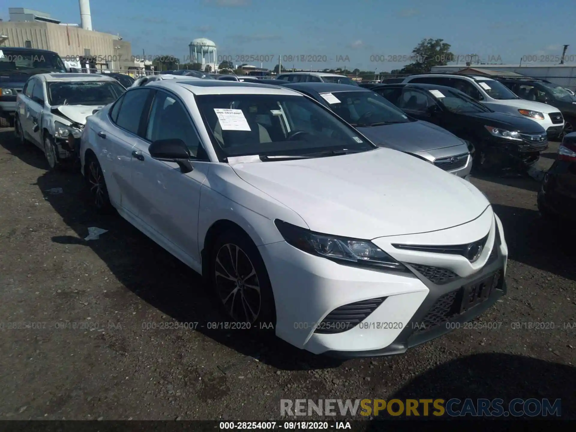 11 Photograph of a damaged car 4T1B11HK9KU285922 TOYOTA CAMRY 2019