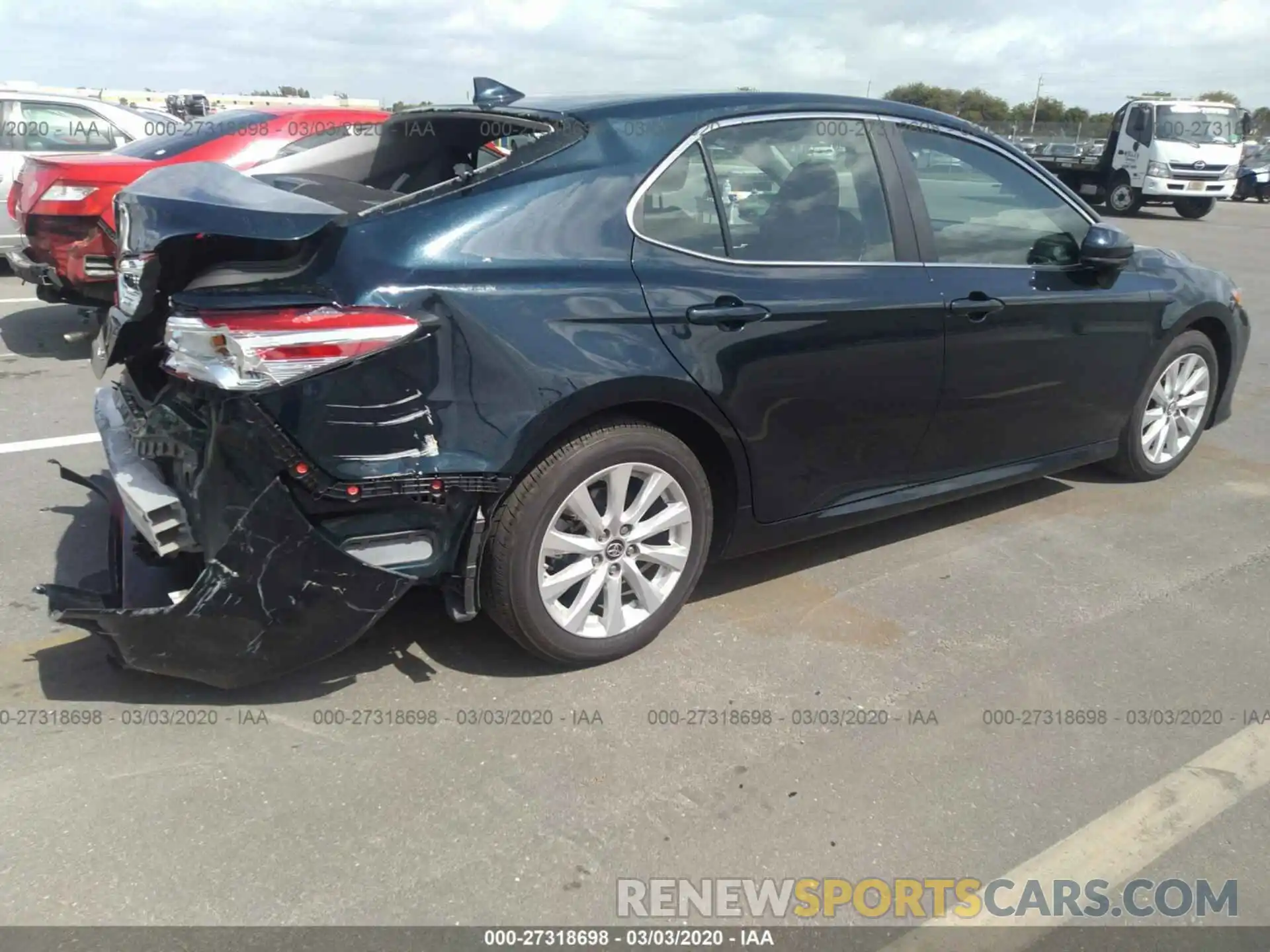 4 Photograph of a damaged car 4T1B11HK9KU288657 TOYOTA CAMRY 2019