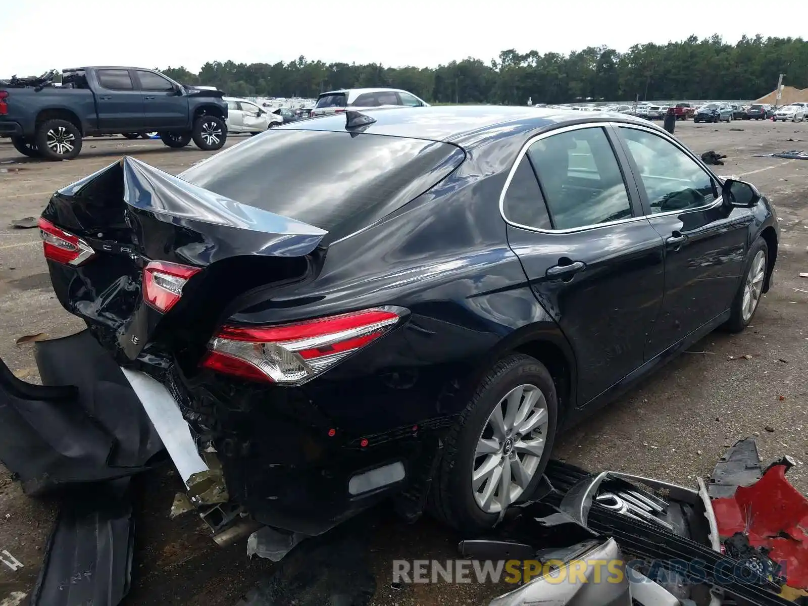 4 Photograph of a damaged car 4T1B11HK9KU289954 TOYOTA CAMRY 2019