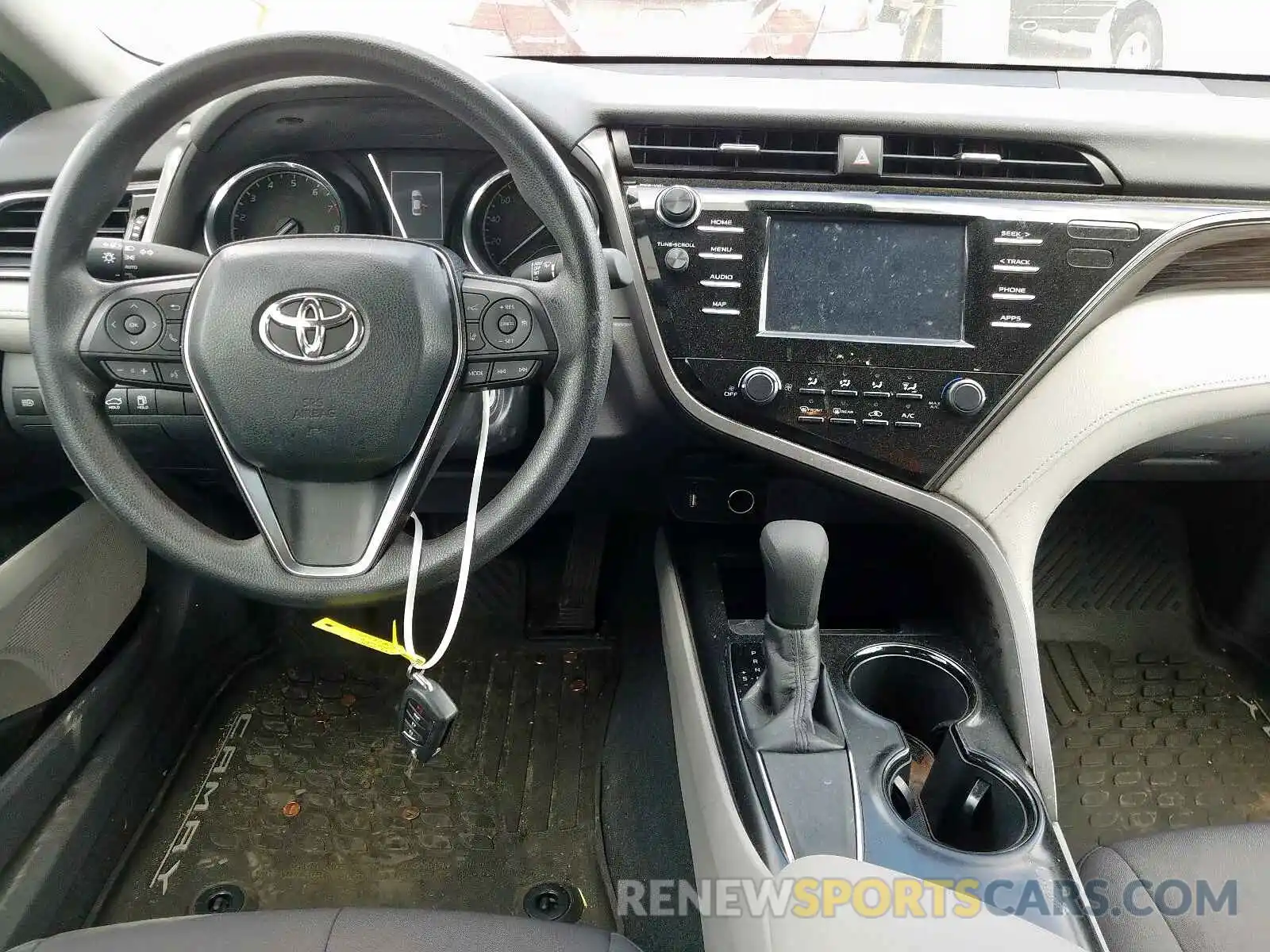 9 Photograph of a damaged car 4T1B11HK9KU290182 TOYOTA CAMRY 2019