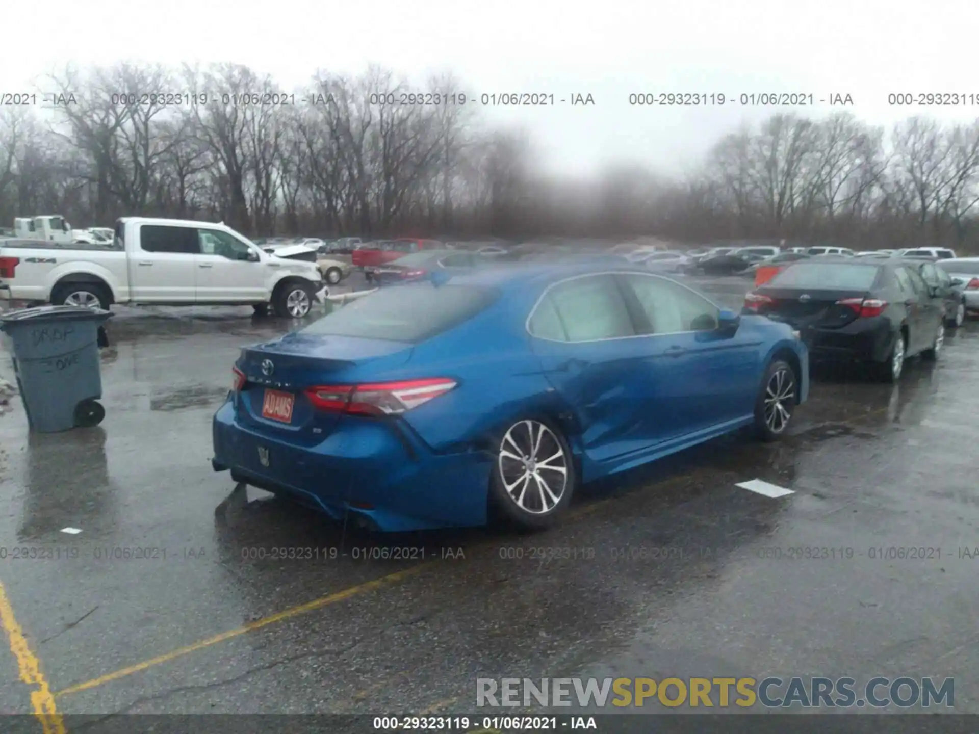 4 Photograph of a damaged car 4T1B11HK9KU291171 TOYOTA CAMRY 2019