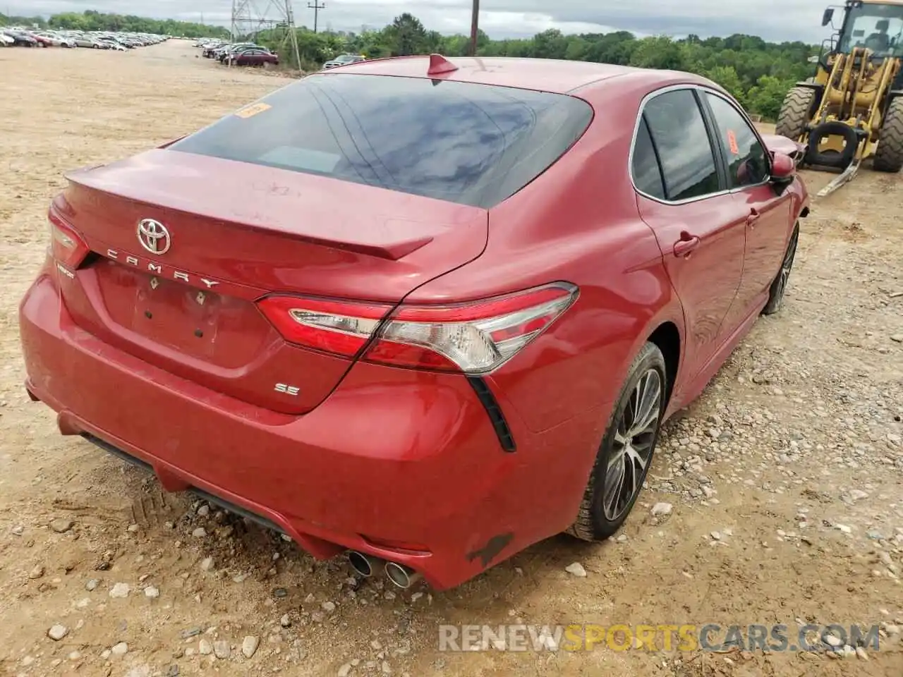 4 Photograph of a damaged car 4T1B11HK9KU291560 TOYOTA CAMRY 2019