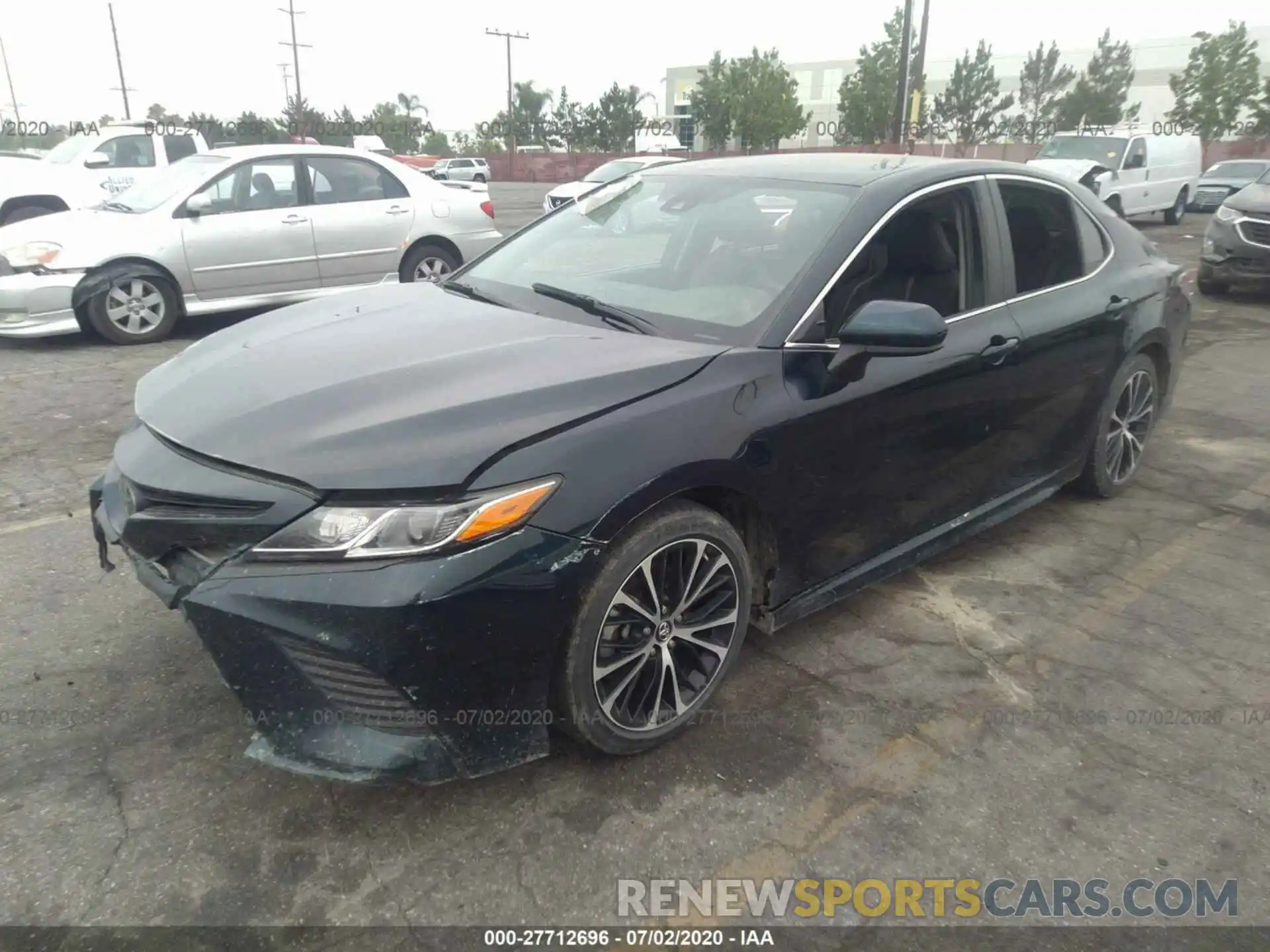 2 Photograph of a damaged car 4T1B11HK9KU293180 TOYOTA CAMRY 2019