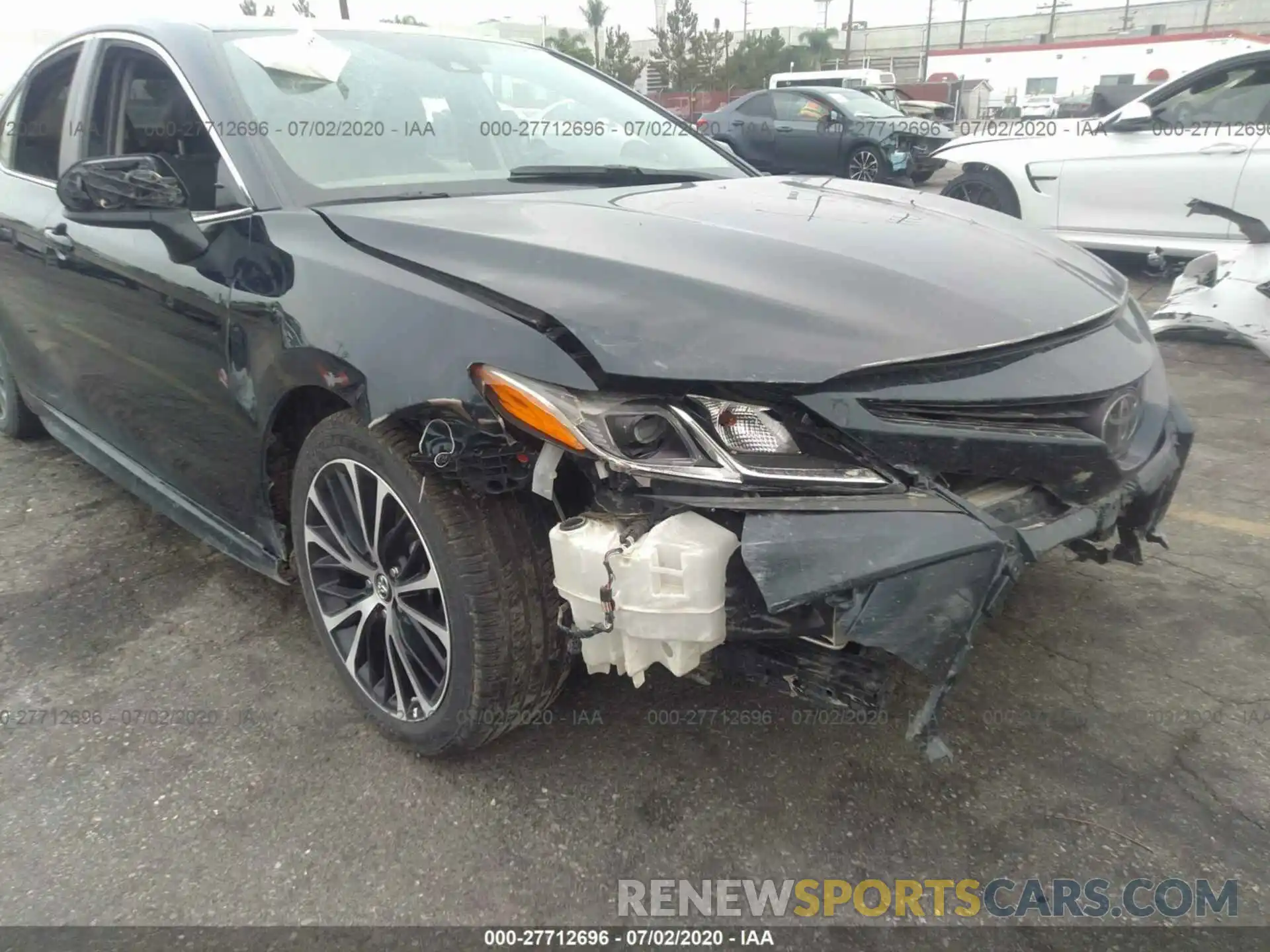 6 Photograph of a damaged car 4T1B11HK9KU293180 TOYOTA CAMRY 2019