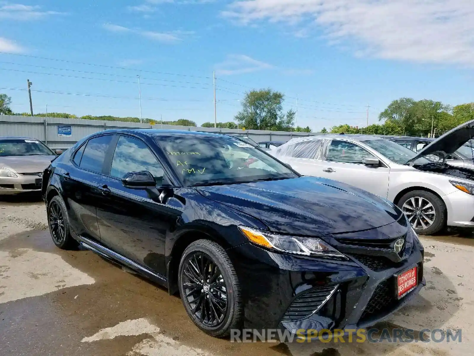 1 Photograph of a damaged car 4T1B11HK9KU293891 TOYOTA CAMRY 2019