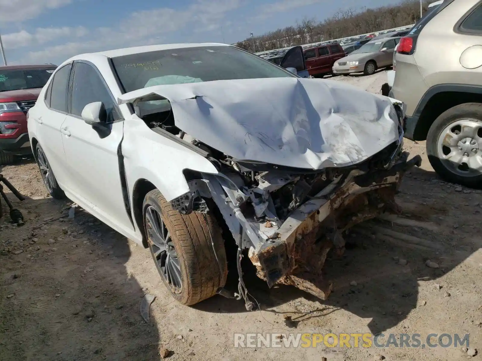 1 Photograph of a damaged car 4T1B11HK9KU294099 TOYOTA CAMRY 2019