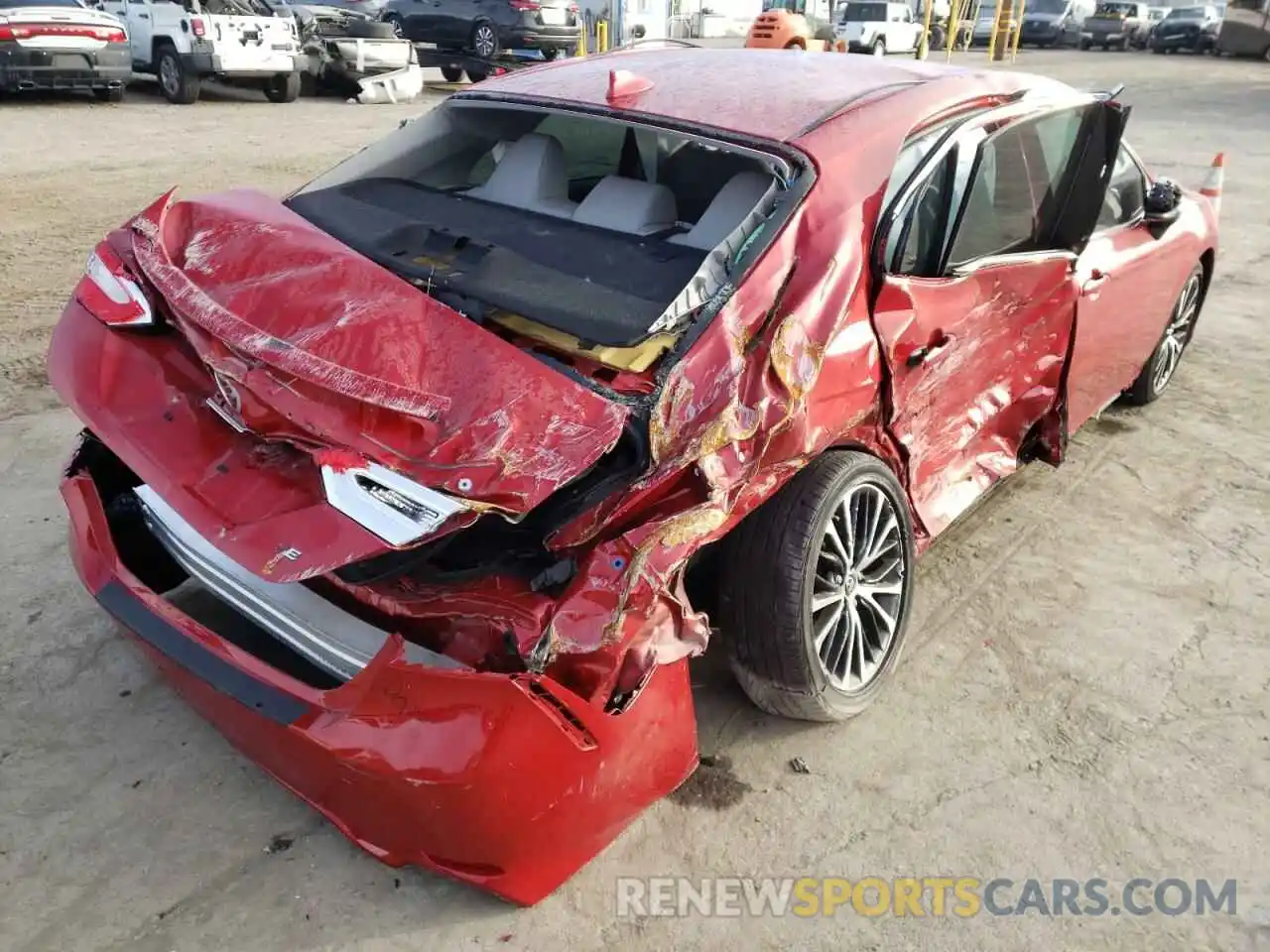 4 Photograph of a damaged car 4T1B11HK9KU295706 TOYOTA CAMRY 2019