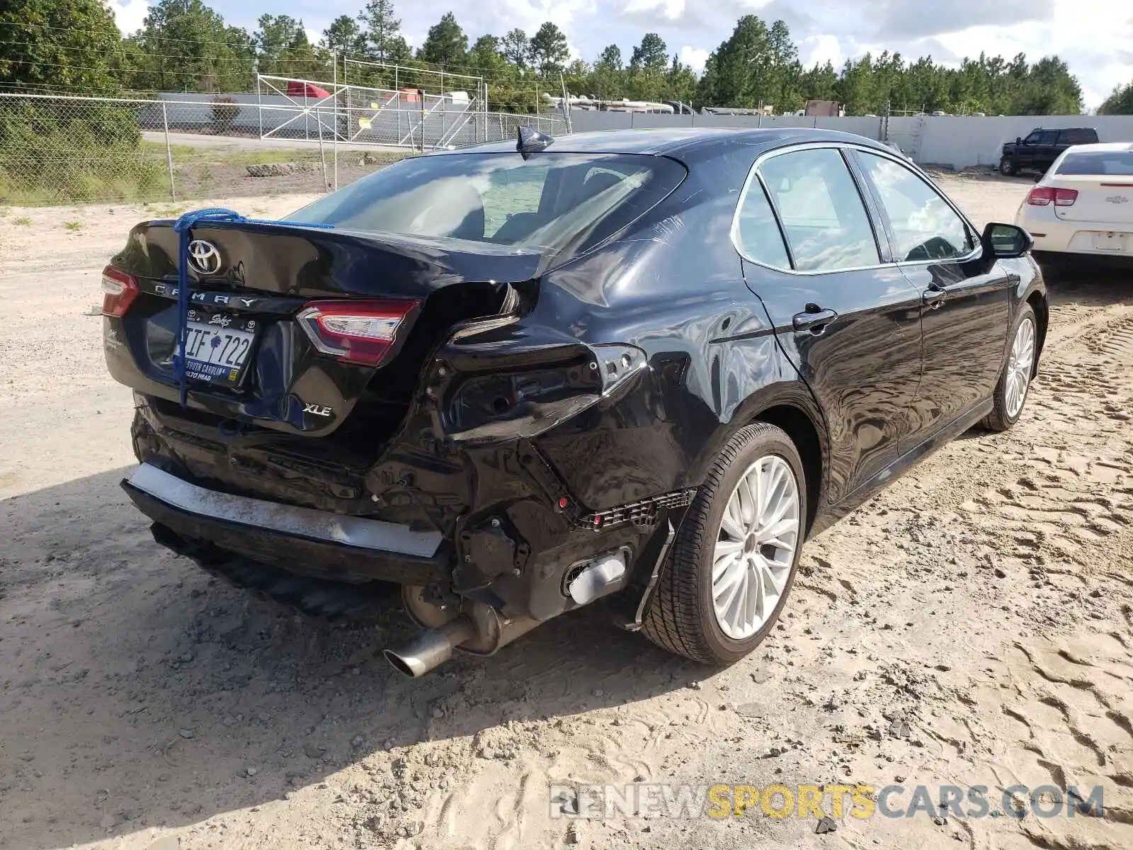 4 Photograph of a damaged car 4T1B11HK9KU298721 TOYOTA CAMRY 2019