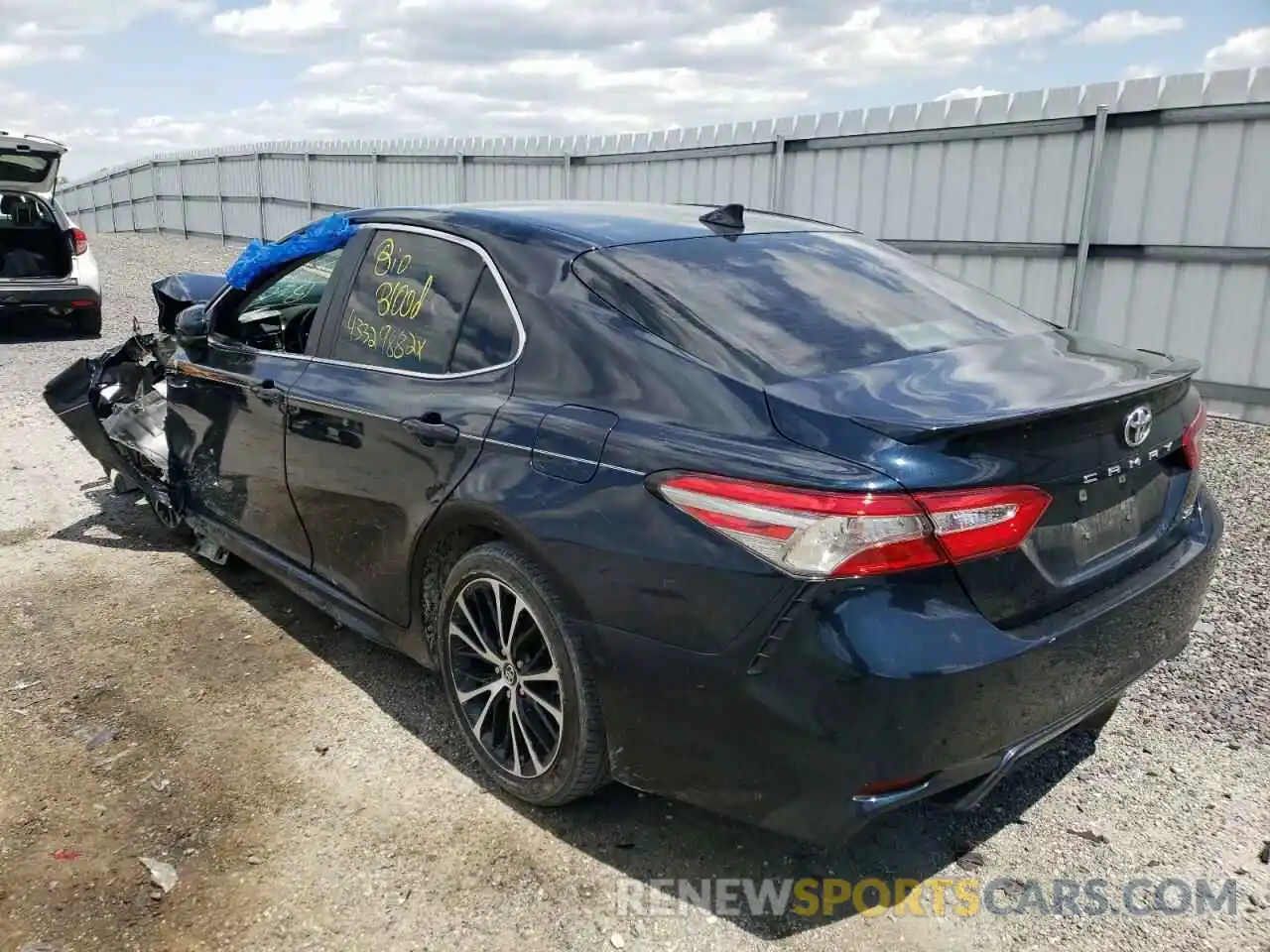 3 Photograph of a damaged car 4T1B11HK9KU298976 TOYOTA CAMRY 2019