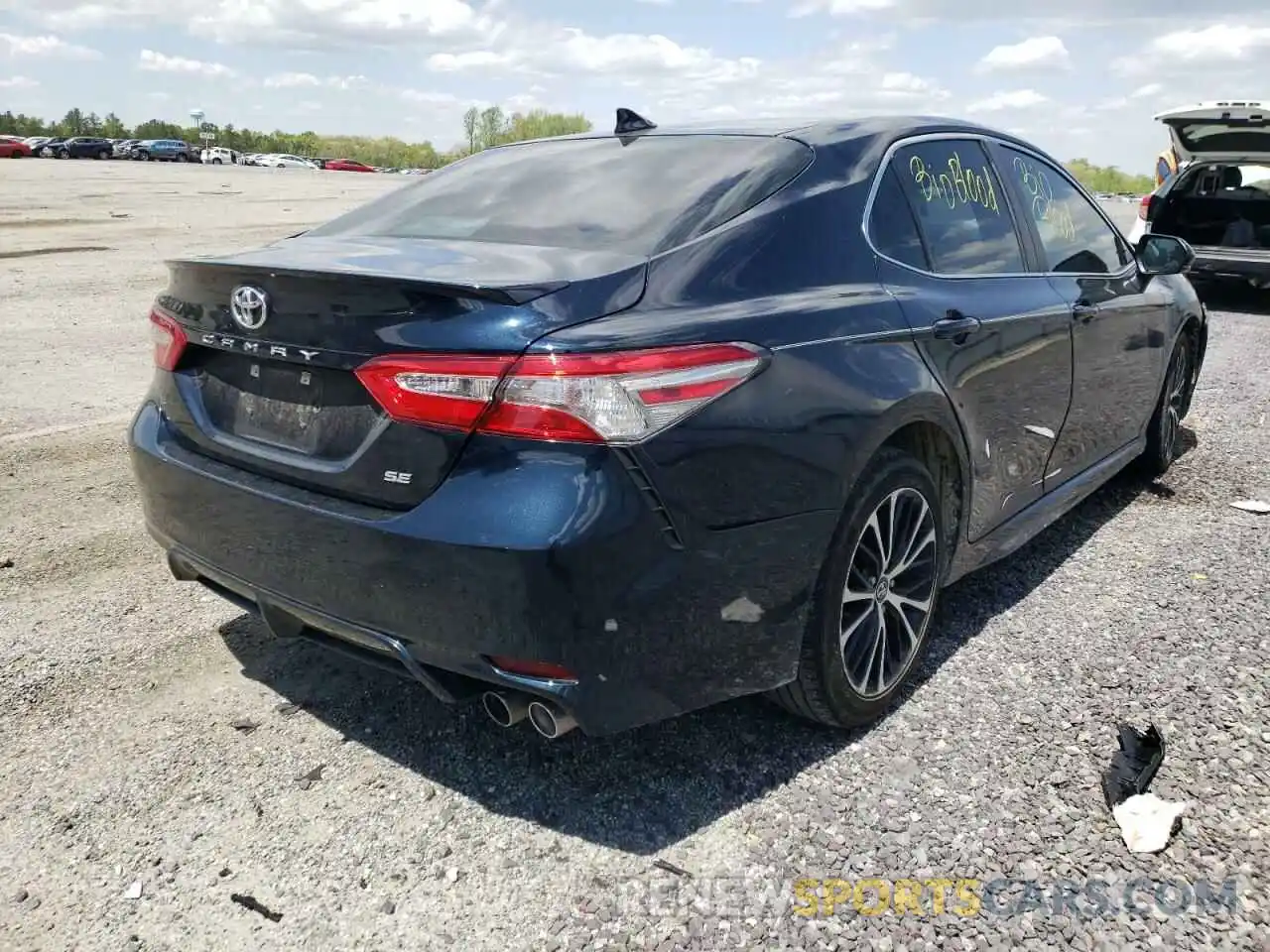 4 Photograph of a damaged car 4T1B11HK9KU298976 TOYOTA CAMRY 2019