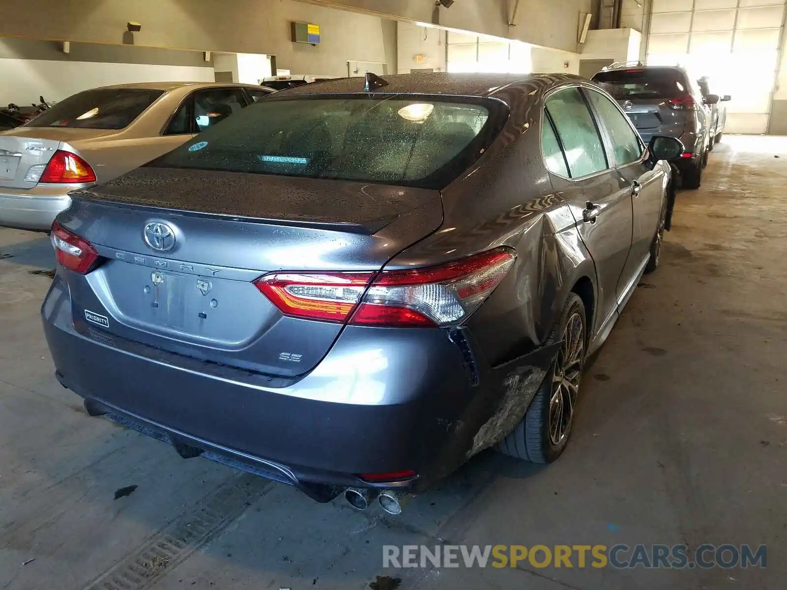 4 Photograph of a damaged car 4T1B11HK9KU684684 TOYOTA CAMRY 2019