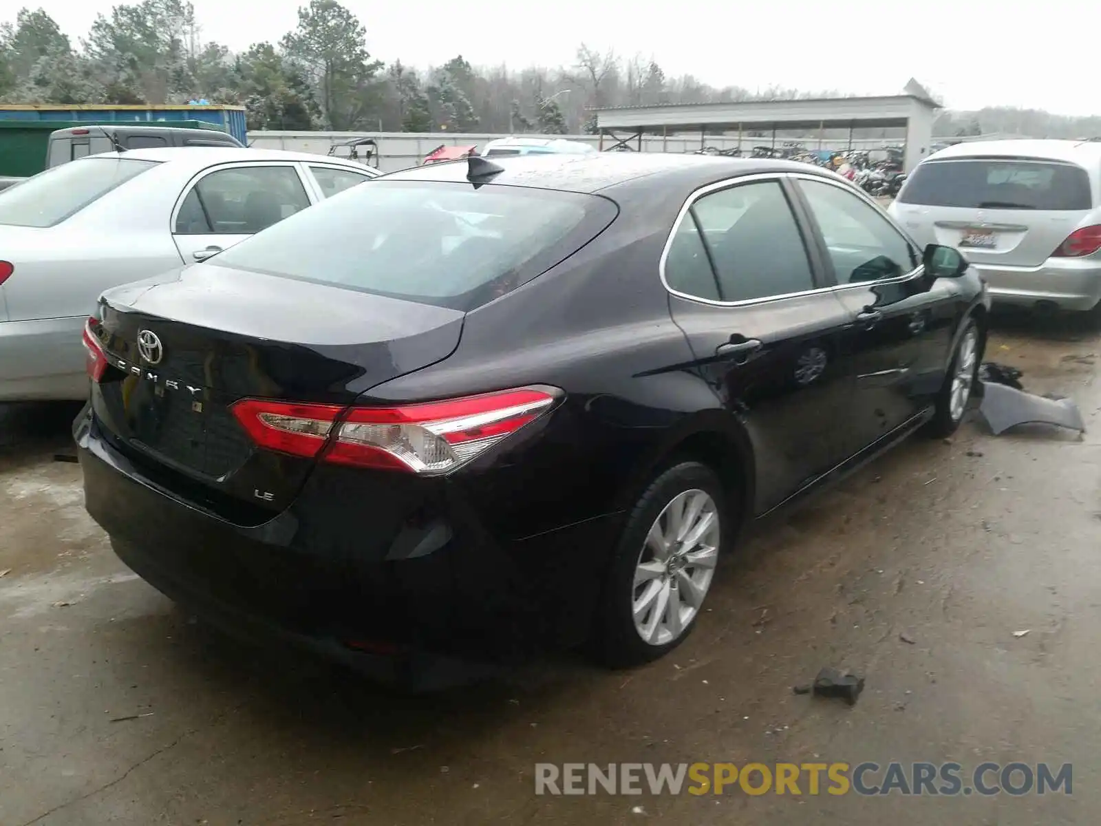 4 Photograph of a damaged car 4T1B11HK9KU687455 TOYOTA CAMRY 2019