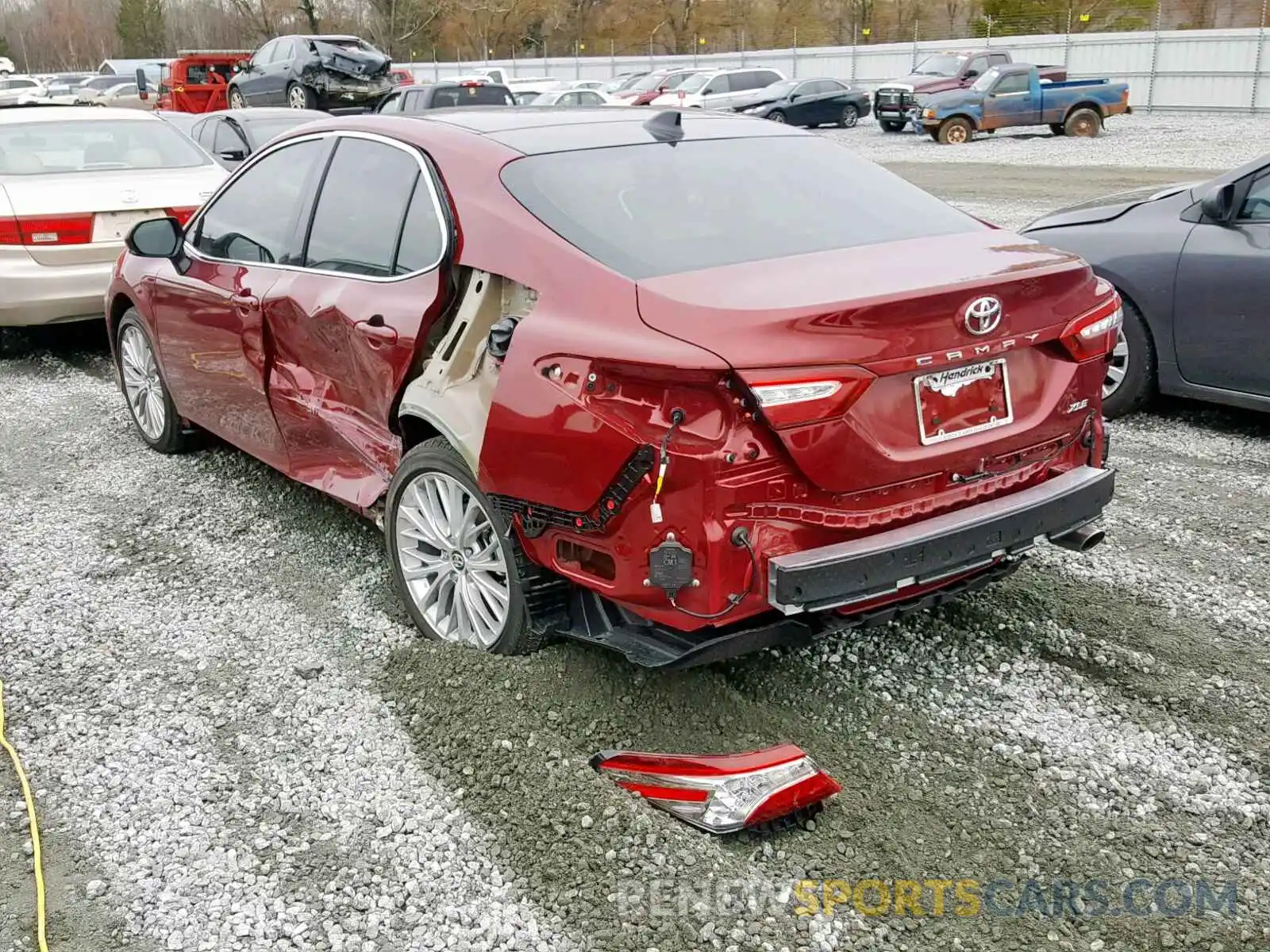 3 Photograph of a damaged car 4T1B11HK9KU687505 TOYOTA CAMRY 2019