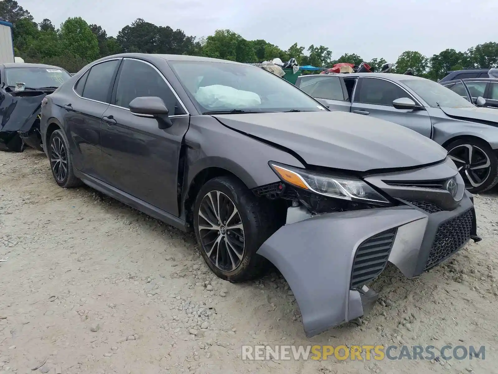 1 Photograph of a damaged car 4T1B11HK9KU688721 TOYOTA CAMRY 2019