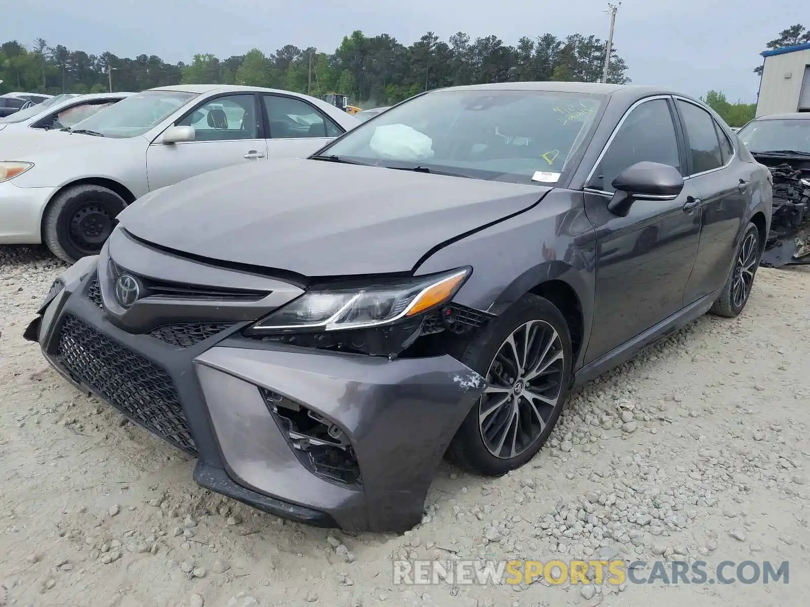 2 Photograph of a damaged car 4T1B11HK9KU688721 TOYOTA CAMRY 2019