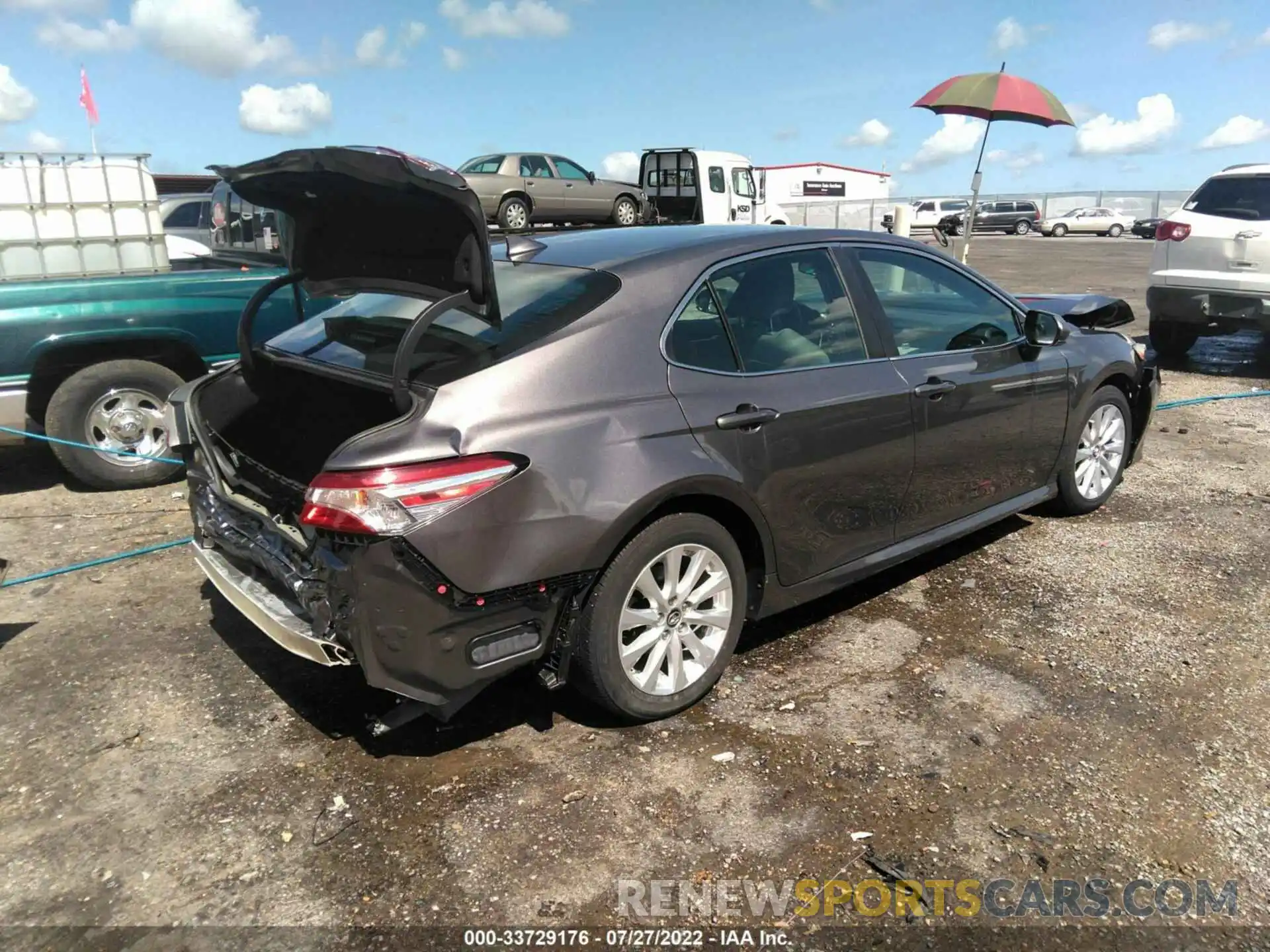 4 Photograph of a damaged car 4T1B11HK9KU690291 TOYOTA CAMRY 2019