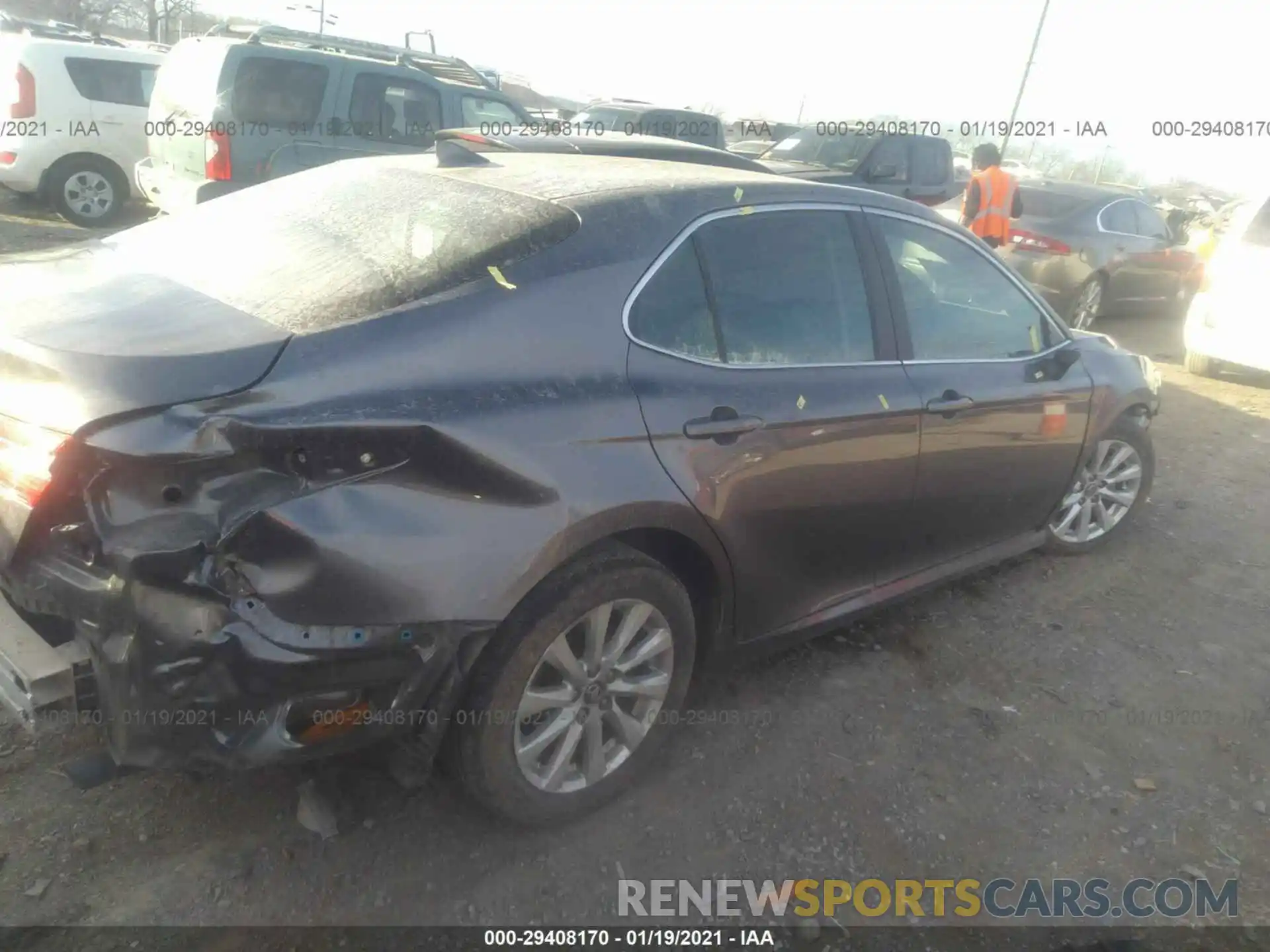 4 Photograph of a damaged car 4T1B11HK9KU690565 TOYOTA CAMRY 2019