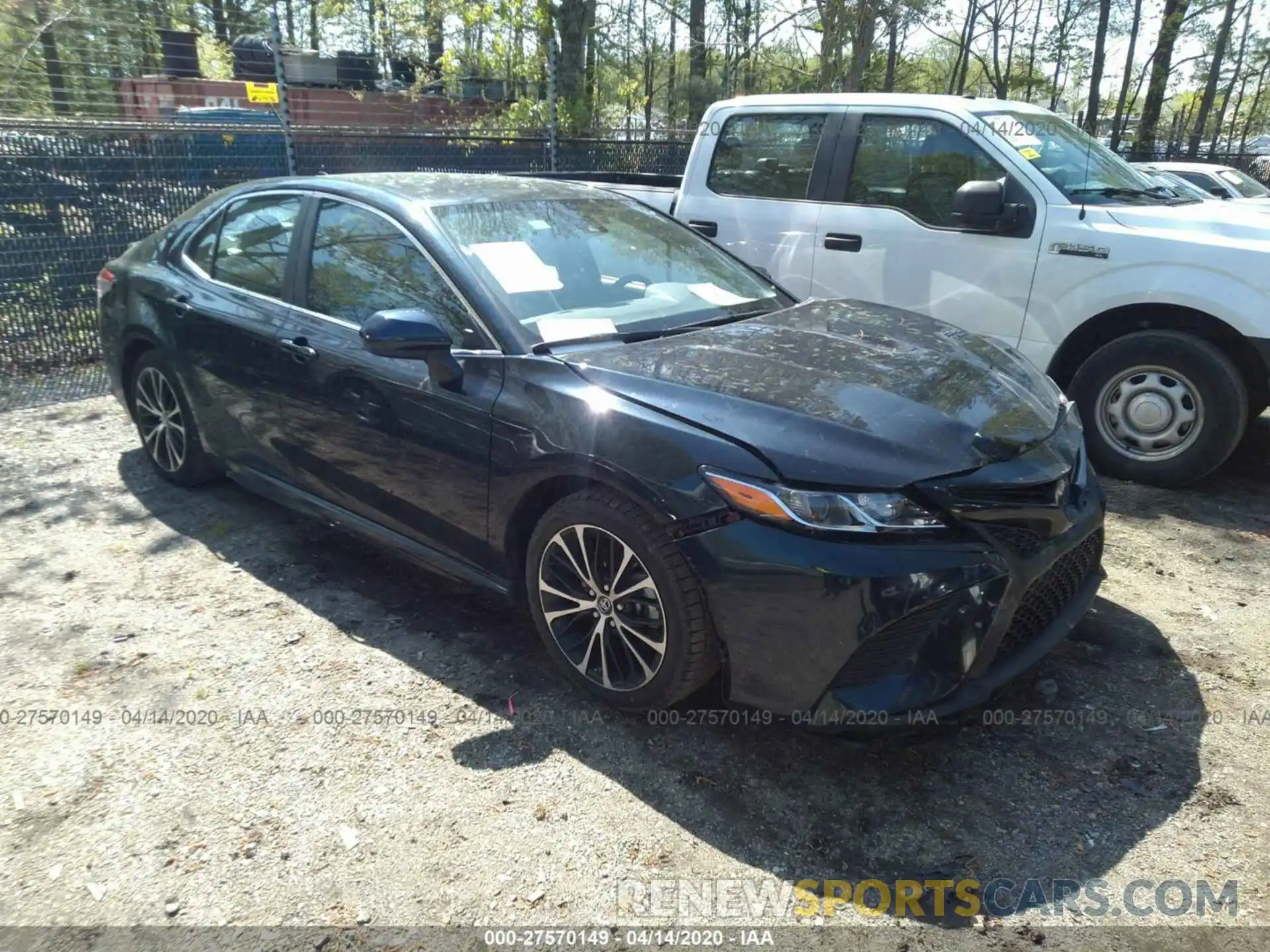 1 Photograph of a damaged car 4T1B11HK9KU690677 TOYOTA CAMRY 2019