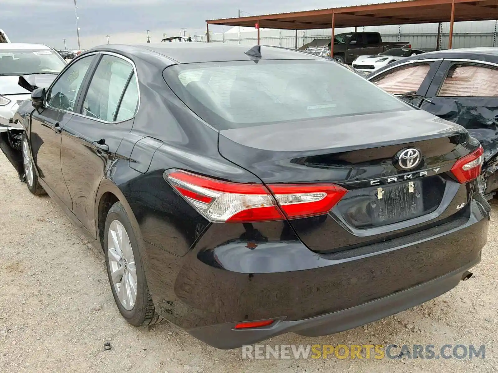 3 Photograph of a damaged car 4T1B11HK9KU691960 TOYOTA CAMRY 2019