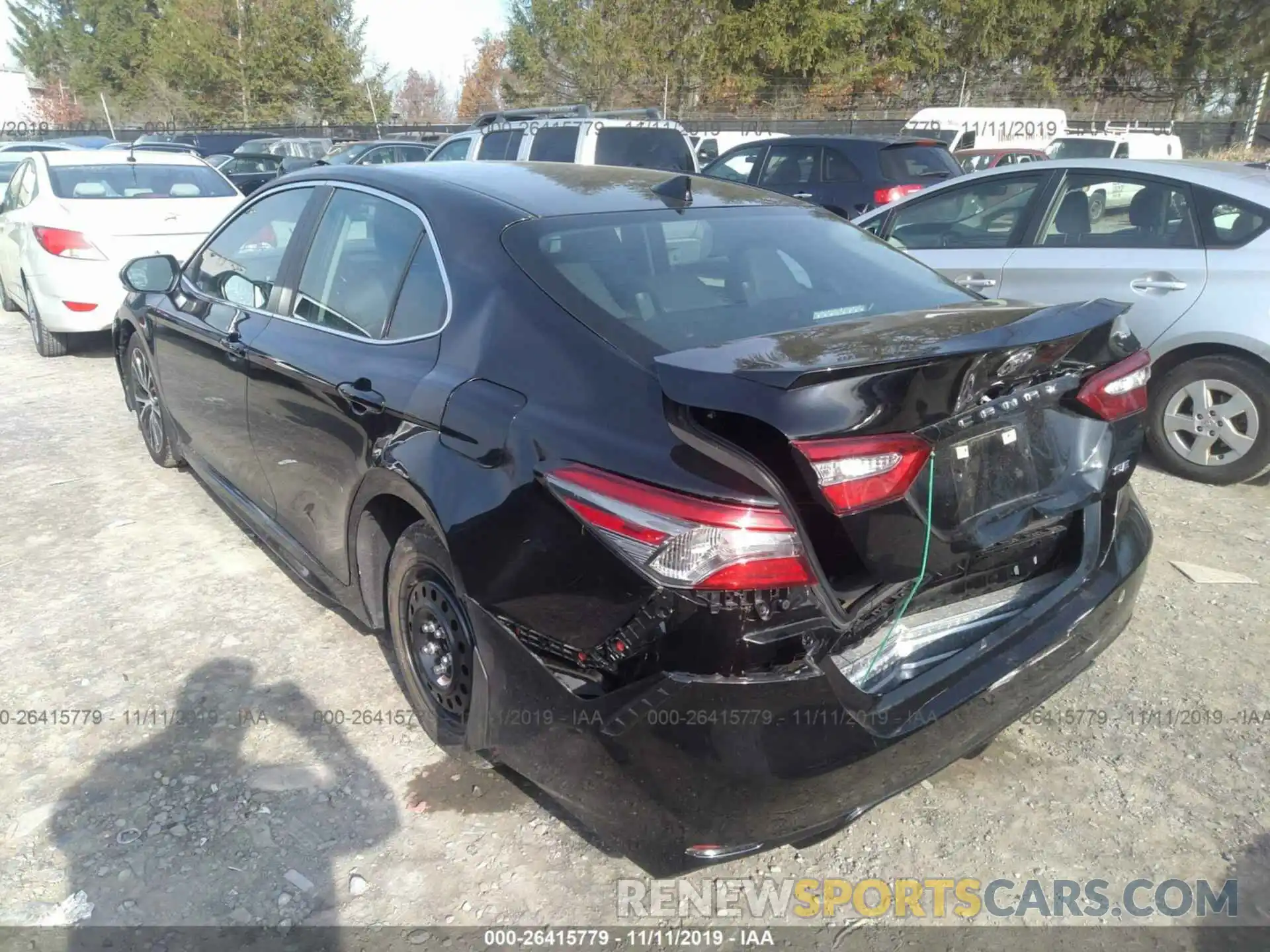 3 Photograph of a damaged car 4T1B11HK9KU692090 TOYOTA CAMRY 2019