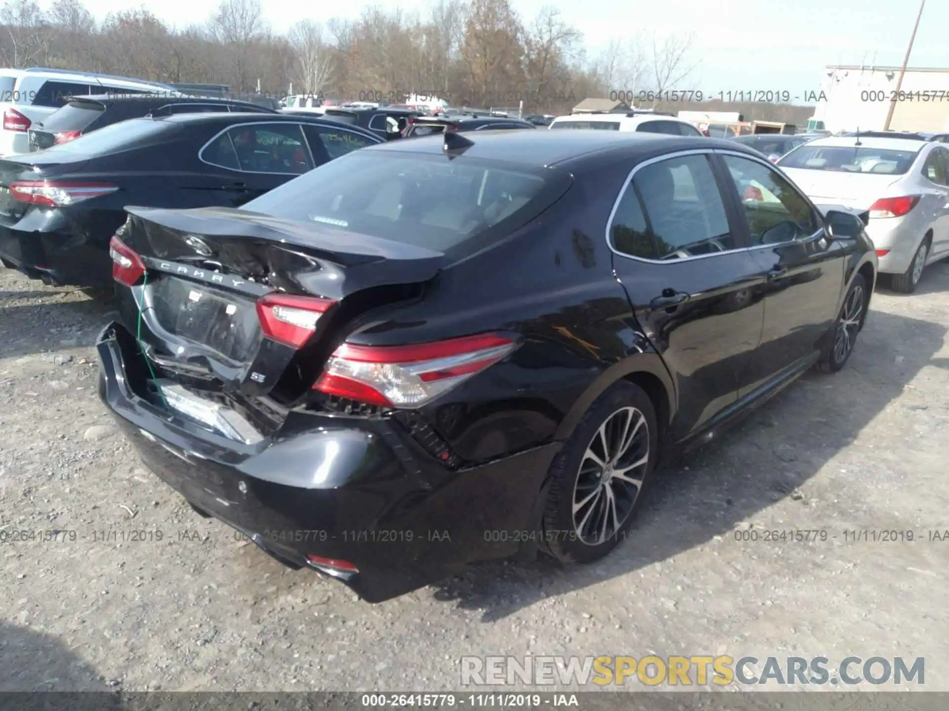 4 Photograph of a damaged car 4T1B11HK9KU692090 TOYOTA CAMRY 2019