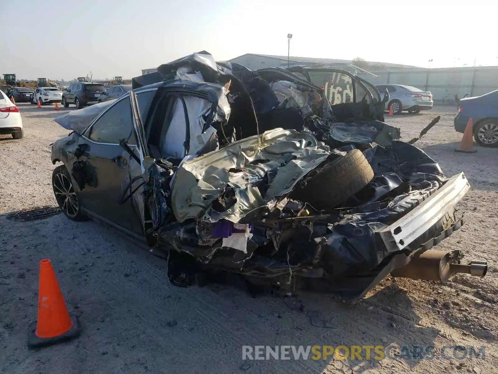 3 Photograph of a damaged car 4T1B11HK9KU693952 TOYOTA CAMRY 2019