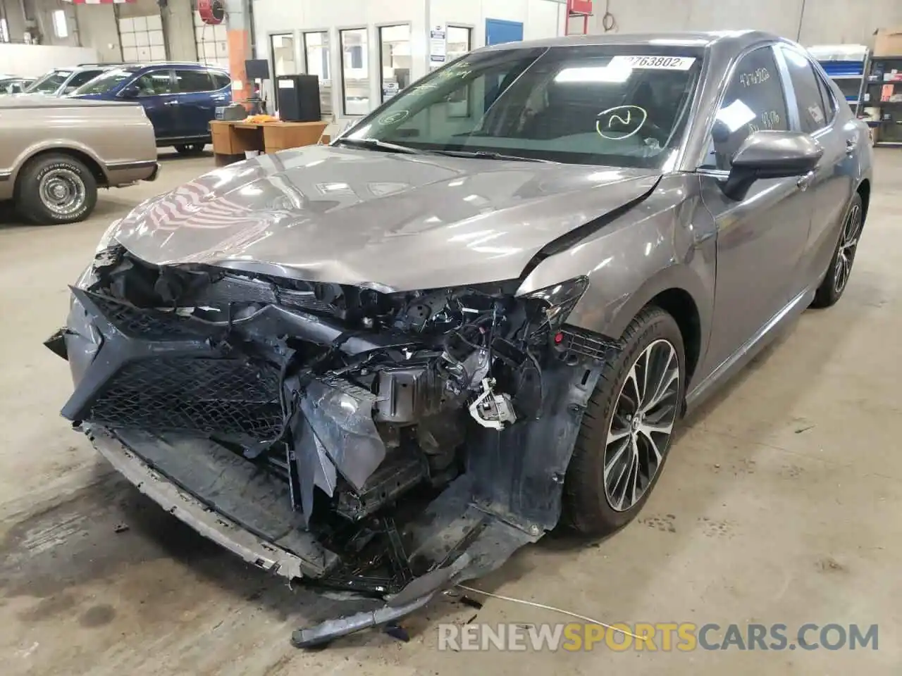 2 Photograph of a damaged car 4T1B11HK9KU696463 TOYOTA CAMRY 2019