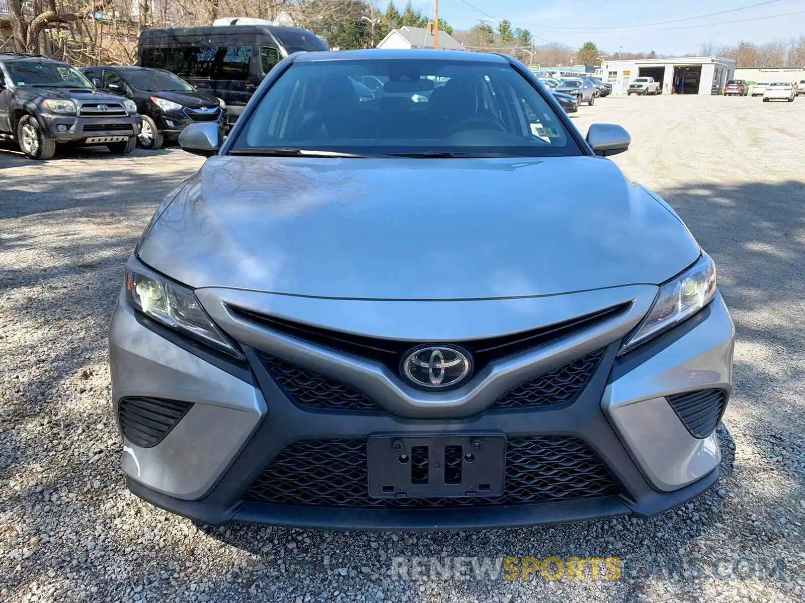 6 Photograph of a damaged car 4T1B11HK9KU696592 TOYOTA CAMRY 2019