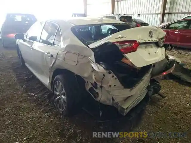 3 Photograph of a damaged car 4T1B11HK9KU696687 TOYOTA CAMRY 2019