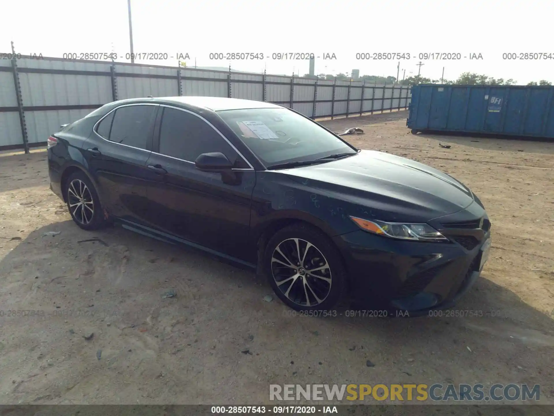 1 Photograph of a damaged car 4T1B11HK9KU697046 TOYOTA CAMRY 2019