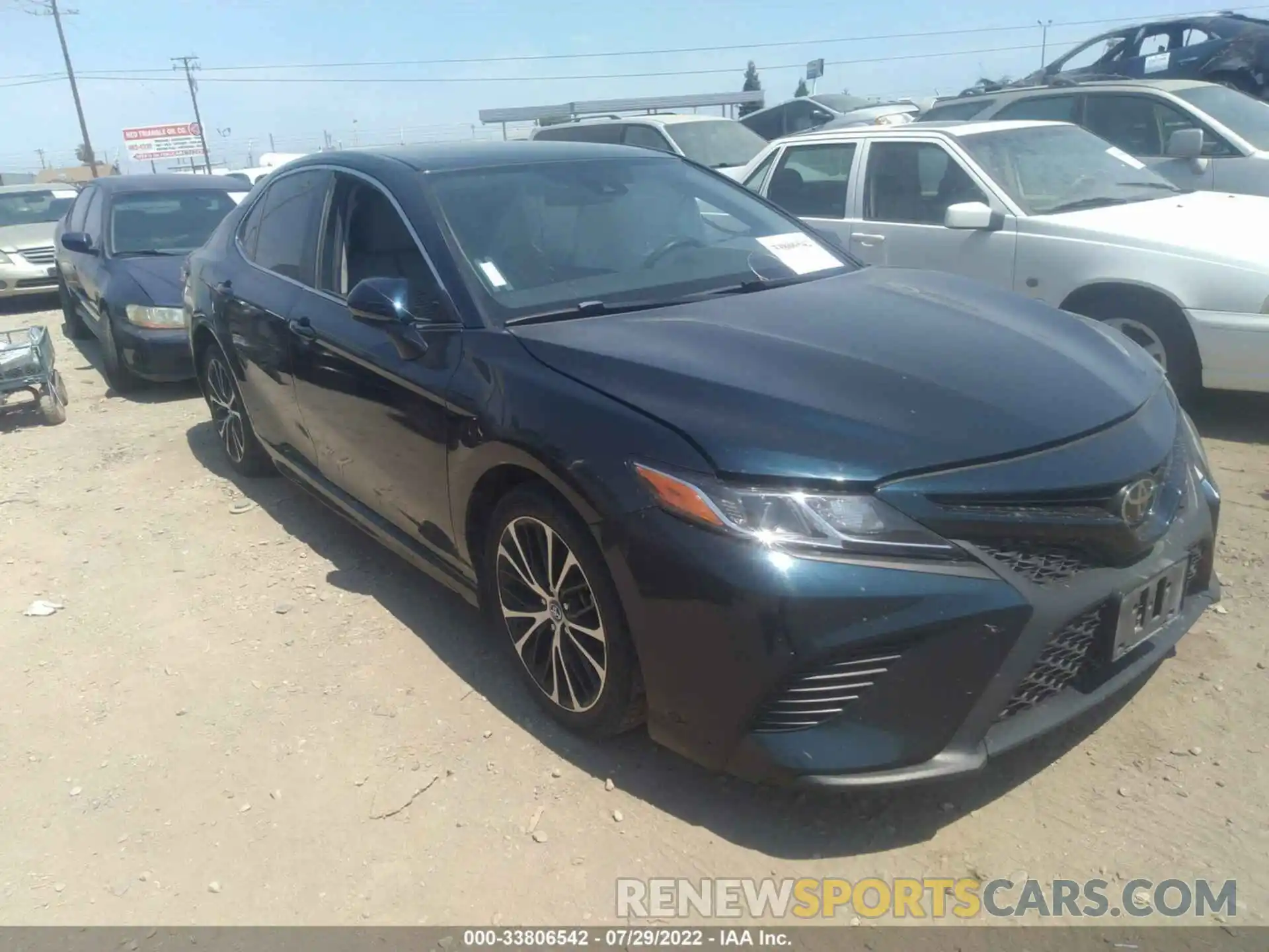 1 Photograph of a damaged car 4T1B11HK9KU697922 TOYOTA CAMRY 2019