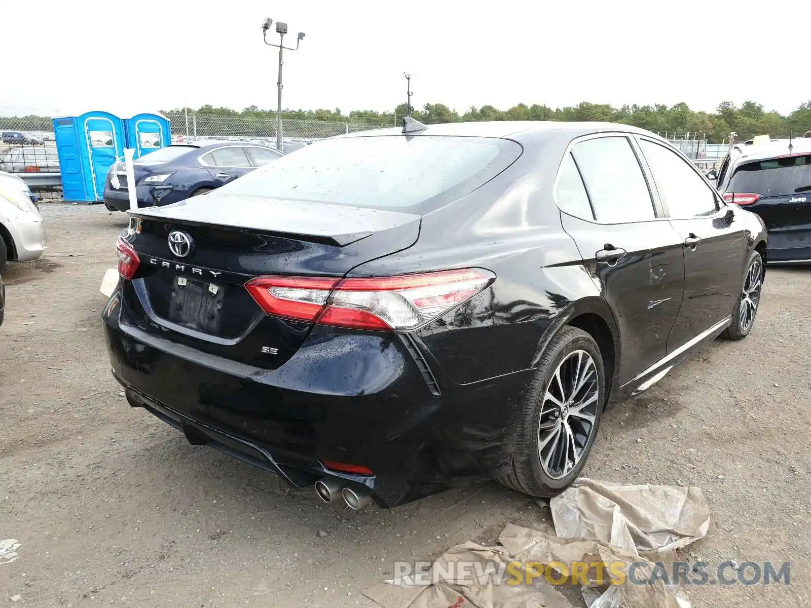 4 Фотография поврежденного автомобиля 4T1B11HK9KU698682 TOYOTA CAMRY 2019