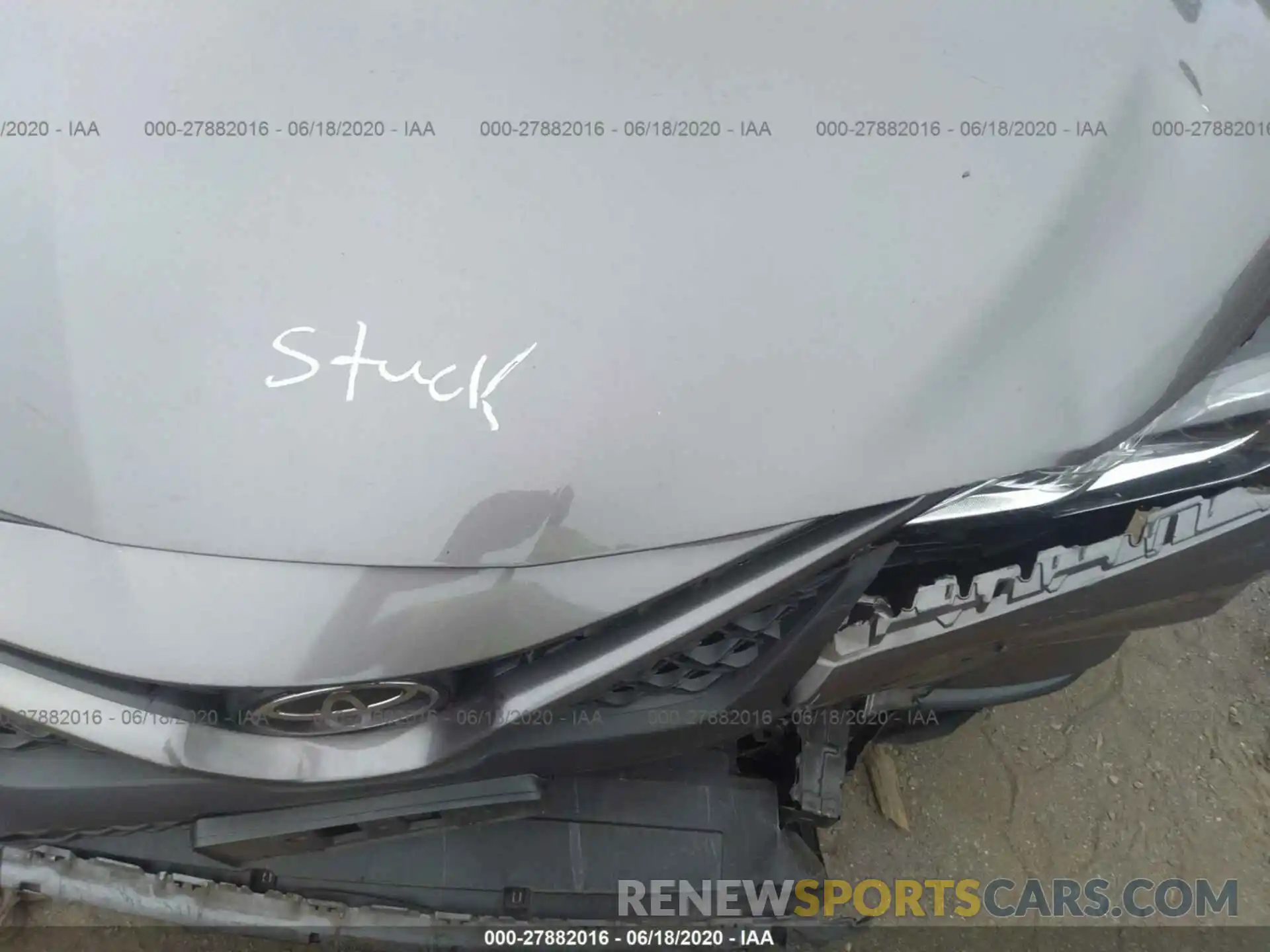 10 Photograph of a damaged car 4T1B11HK9KU699332 TOYOTA CAMRY 2019