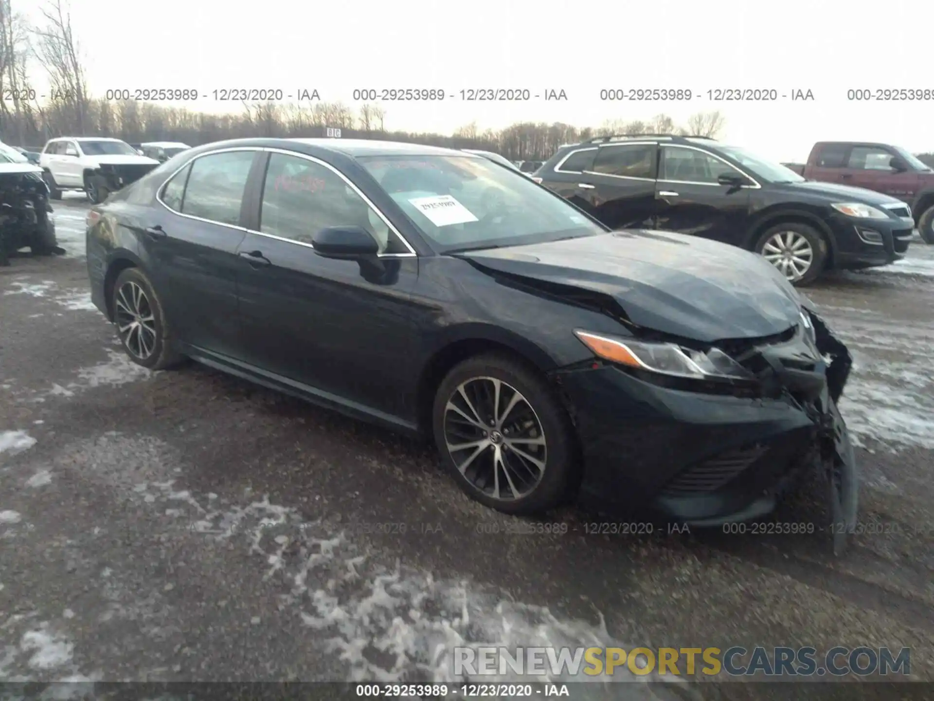 1 Photograph of a damaged car 4T1B11HK9KU699489 TOYOTA CAMRY 2019