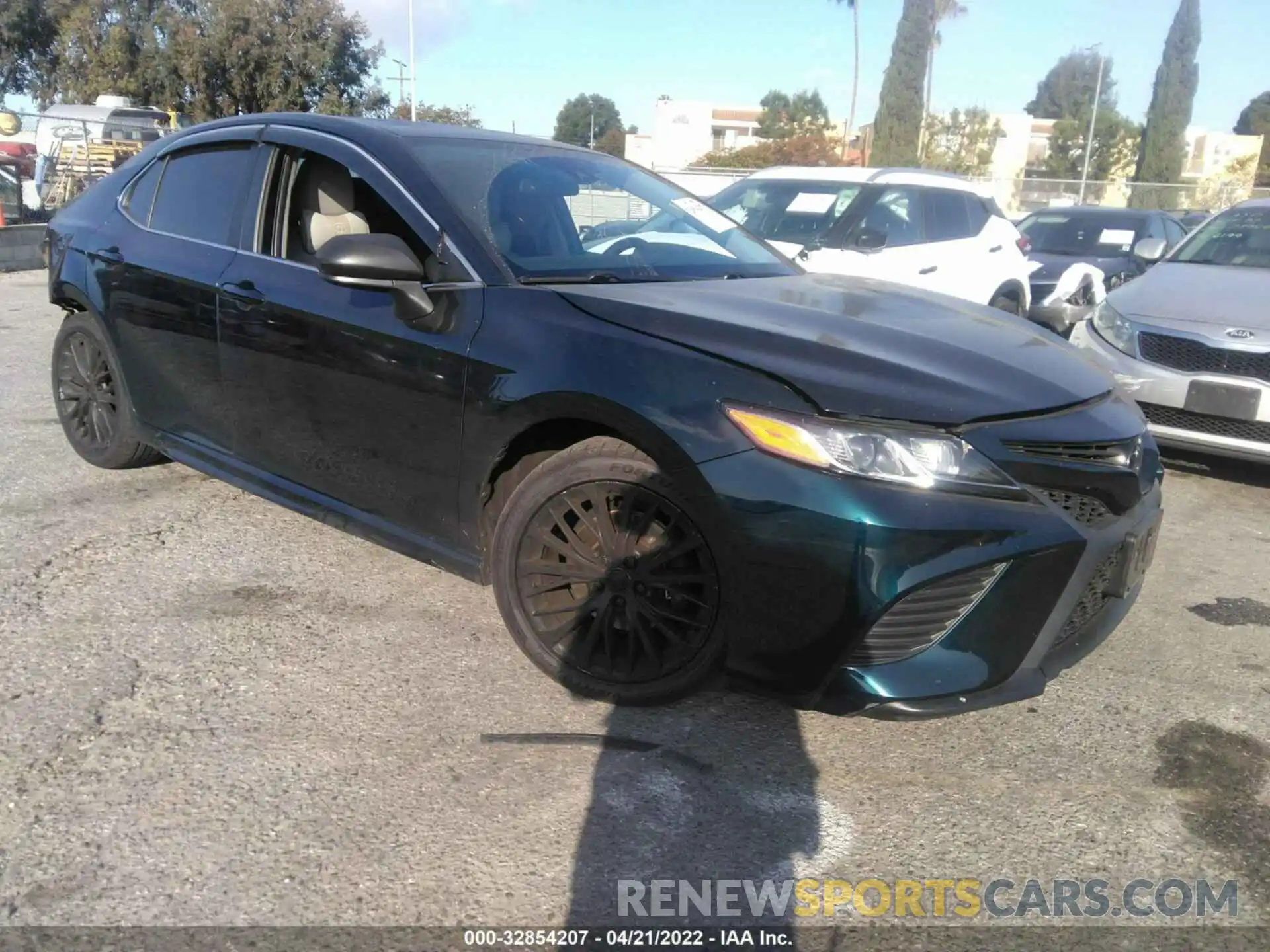 1 Photograph of a damaged car 4T1B11HK9KU700608 TOYOTA CAMRY 2019