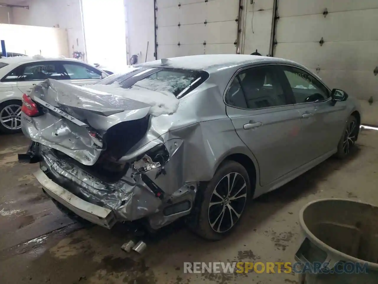 4 Photograph of a damaged car 4T1B11HK9KU701046 TOYOTA CAMRY 2019