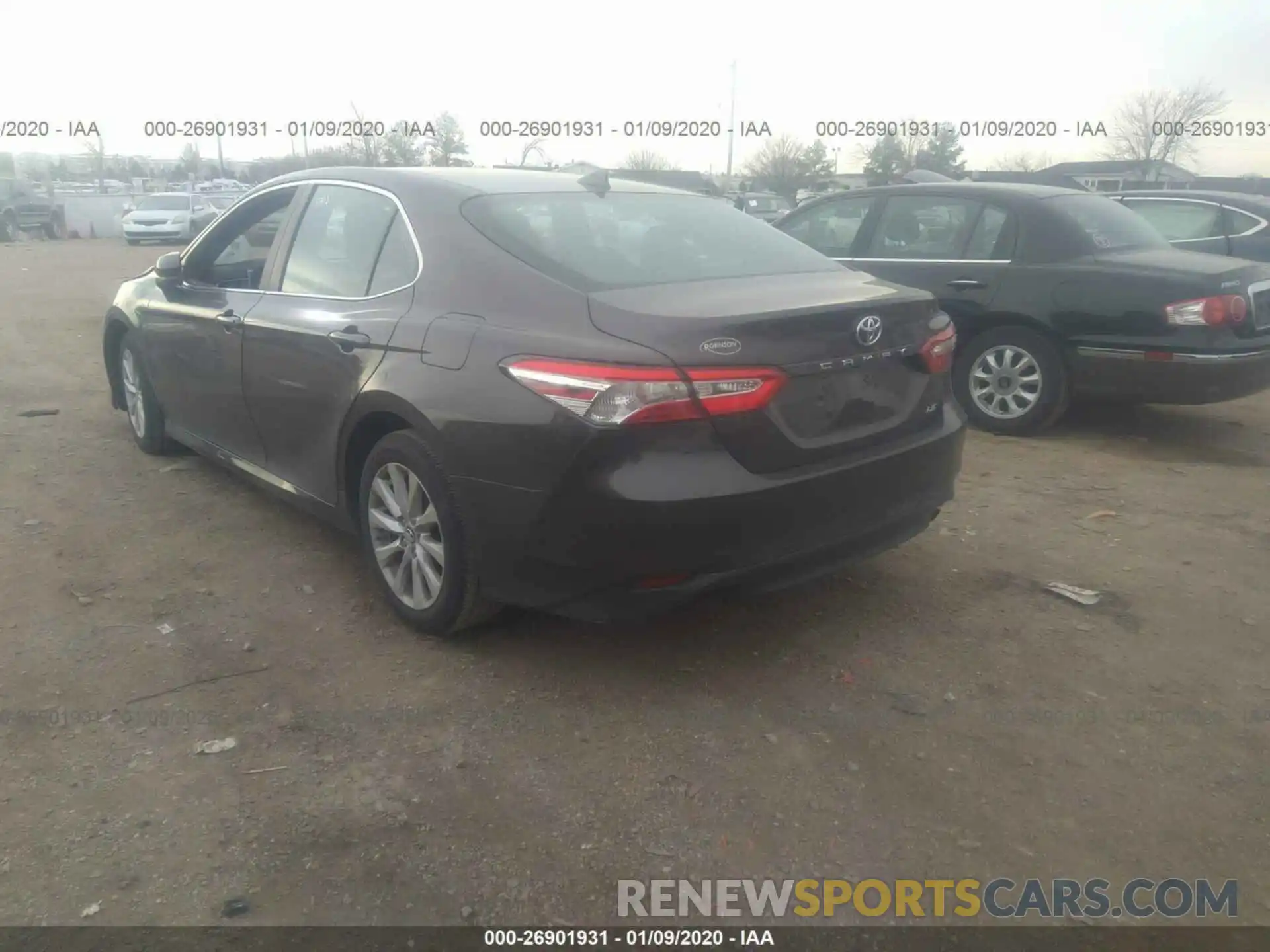 3 Фотография поврежденного автомобиля 4T1B11HK9KU701774 TOYOTA CAMRY 2019