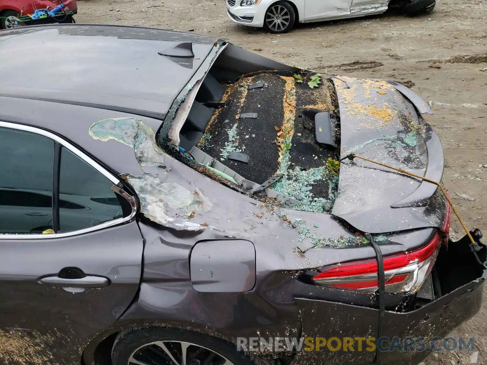 9 Photograph of a damaged car 4T1B11HK9KU703038 TOYOTA CAMRY 2019