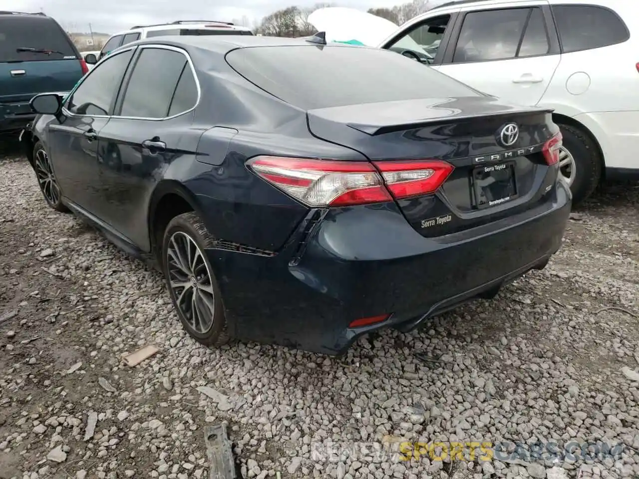 3 Фотография поврежденного автомобиля 4T1B11HK9KU703640 TOYOTA CAMRY 2019