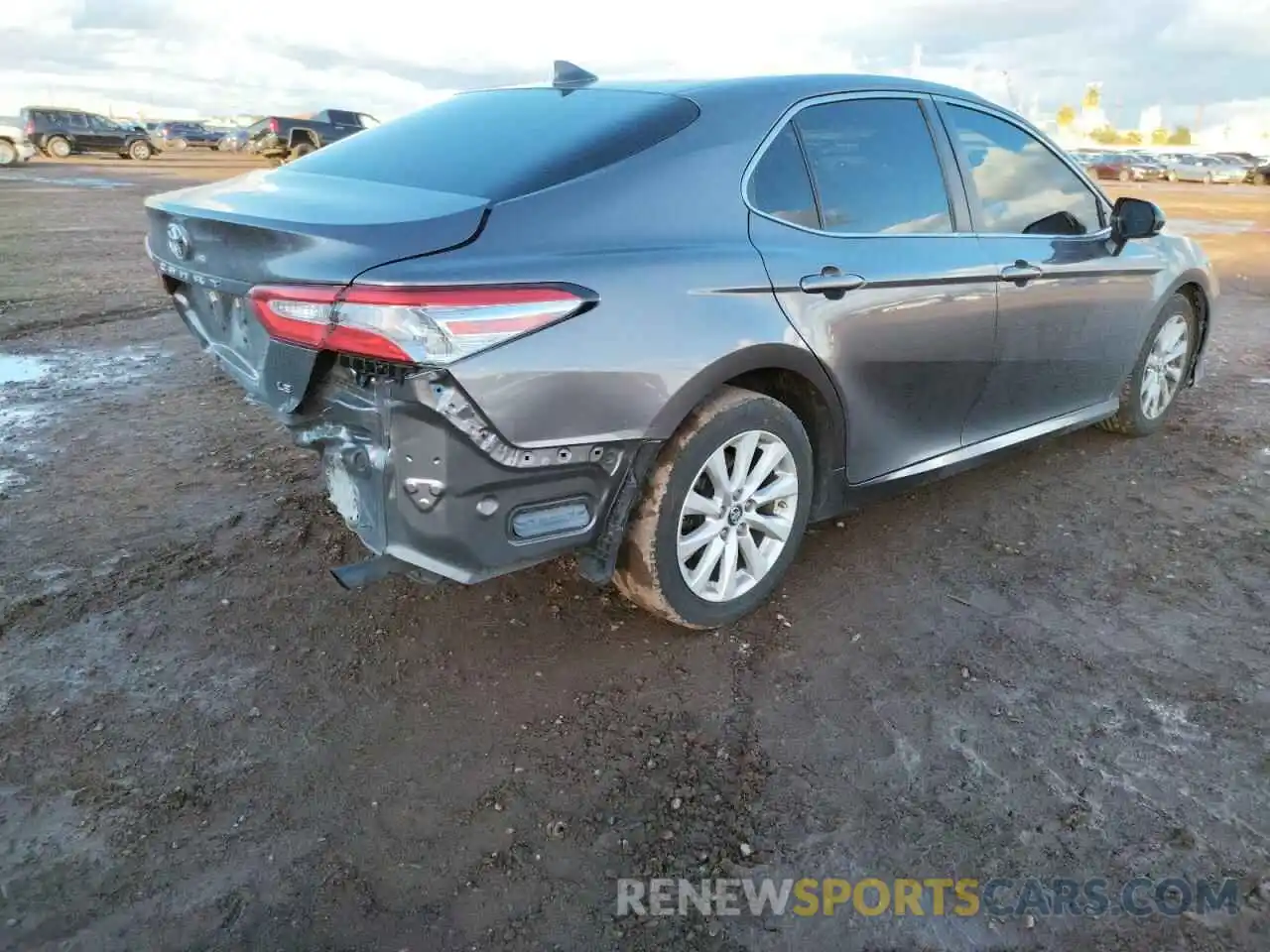 4 Photograph of a damaged car 4T1B11HK9KU705727 TOYOTA CAMRY 2019