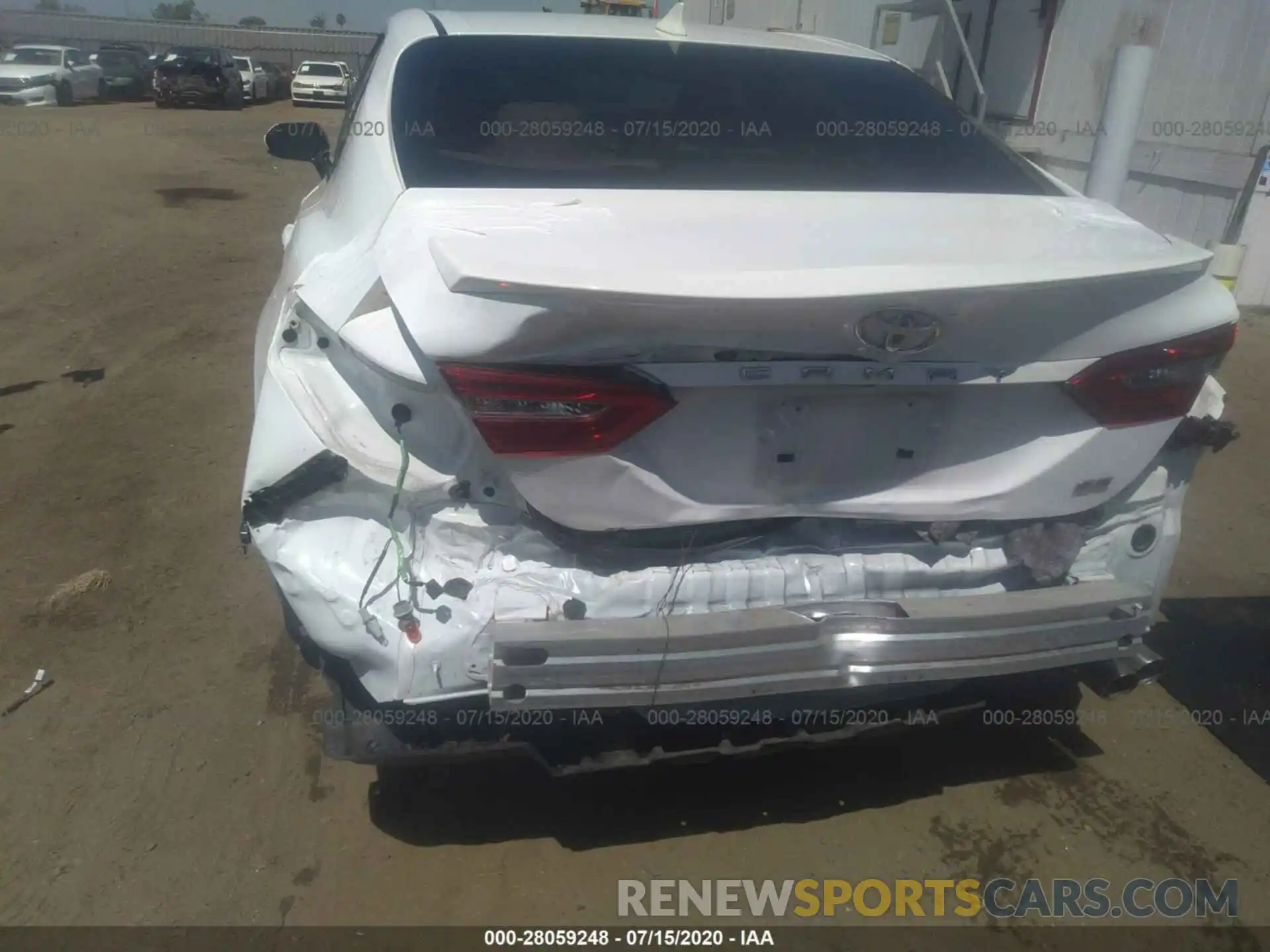 6 Photograph of a damaged car 4T1B11HK9KU708286 TOYOTA CAMRY 2019