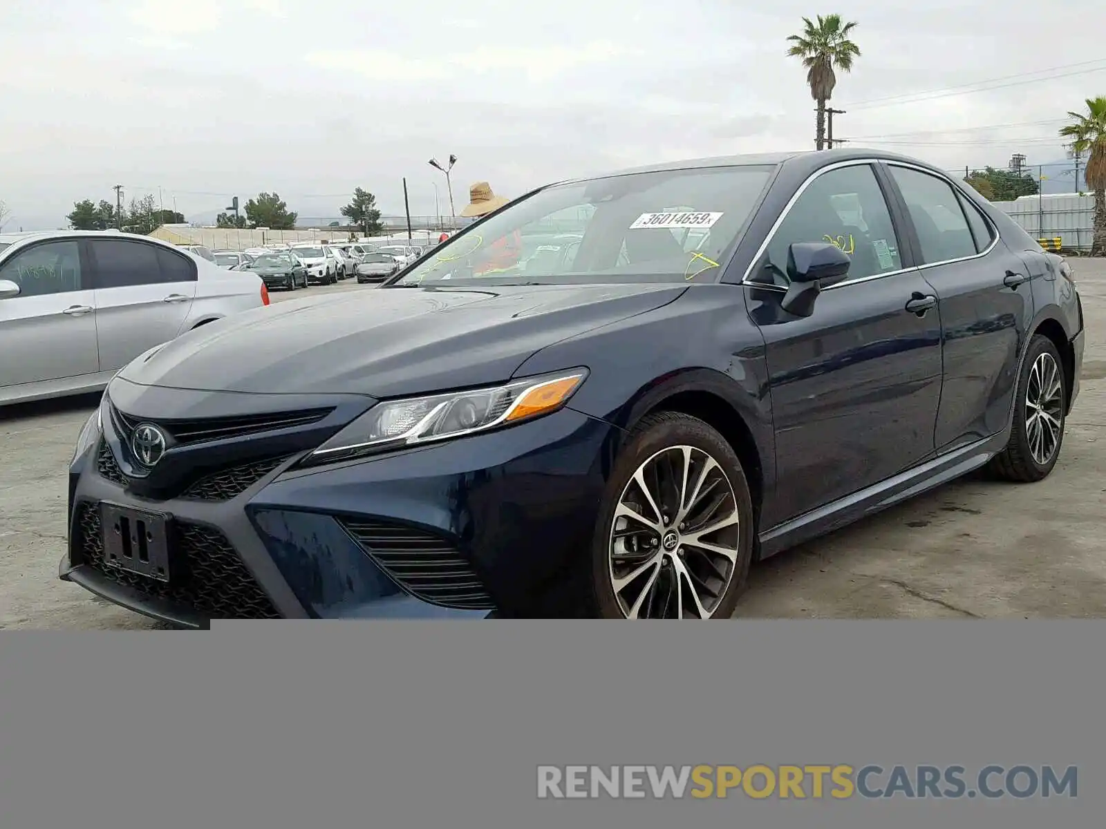 2 Photograph of a damaged car 4T1B11HK9KU708370 TOYOTA CAMRY 2019