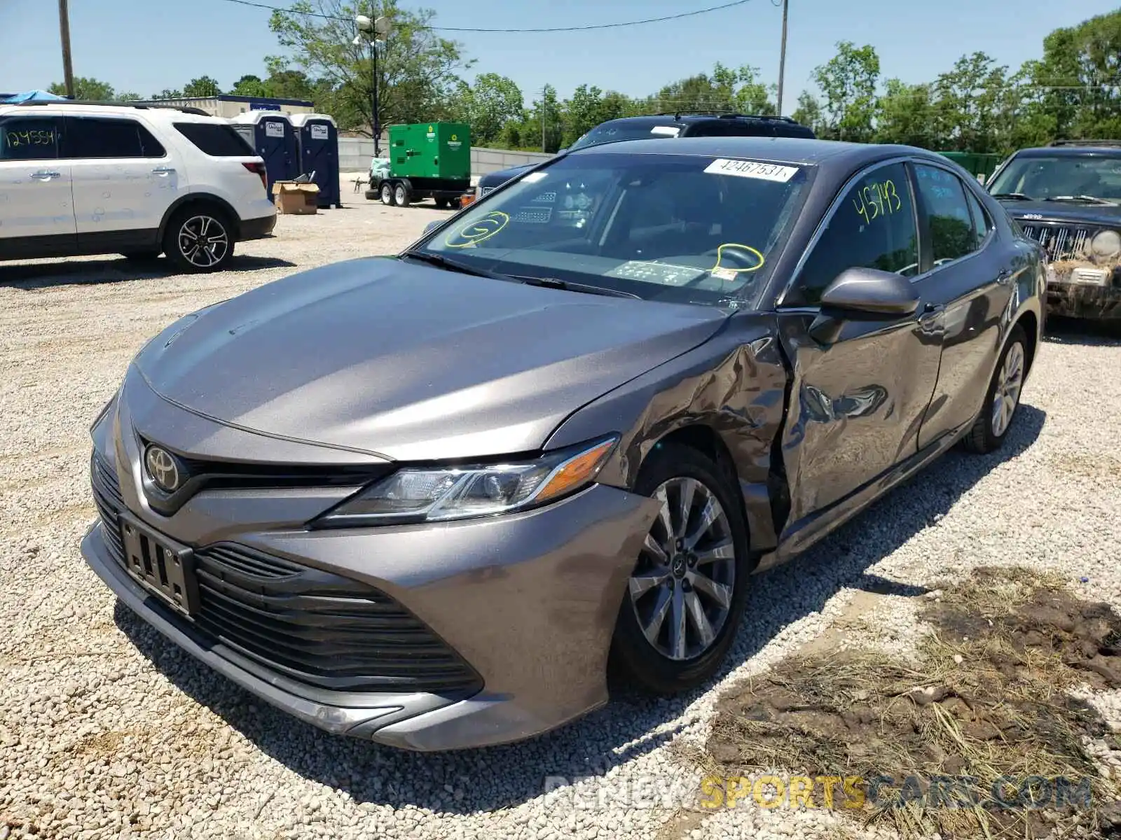 2 Photograph of a damaged car 4T1B11HK9KU710197 TOYOTA CAMRY 2019