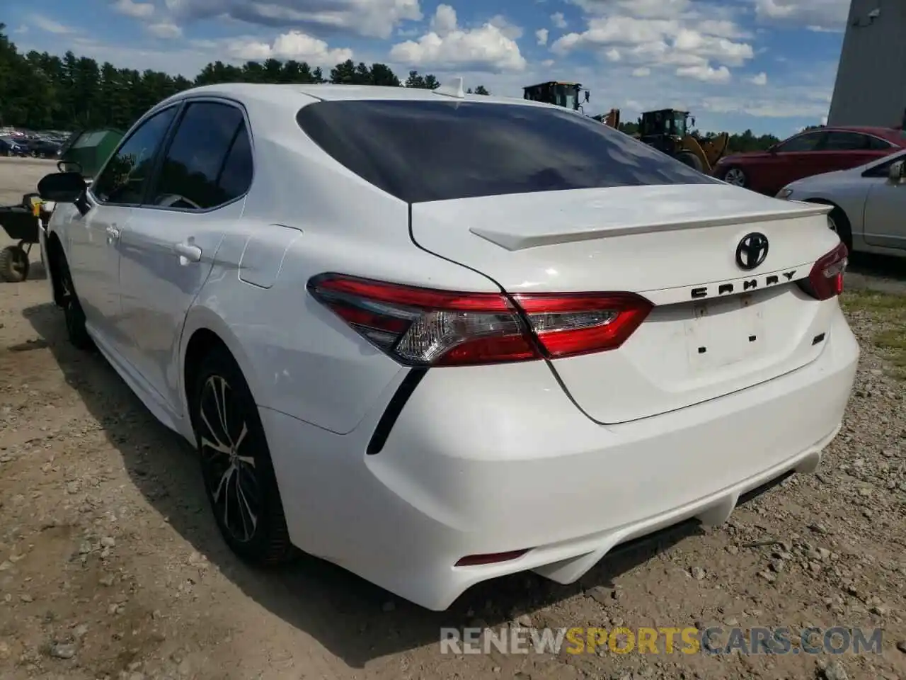 3 Photograph of a damaged car 4T1B11HK9KU711009 TOYOTA CAMRY 2019