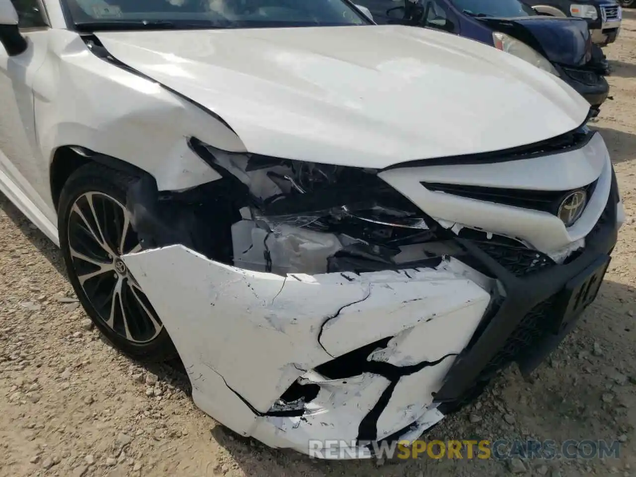 9 Photograph of a damaged car 4T1B11HK9KU711009 TOYOTA CAMRY 2019