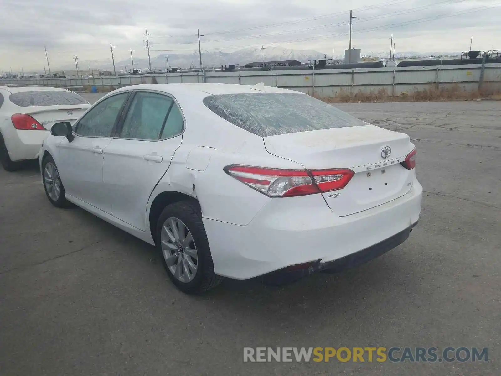 3 Photograph of a damaged car 4T1B11HK9KU712547 TOYOTA CAMRY 2019